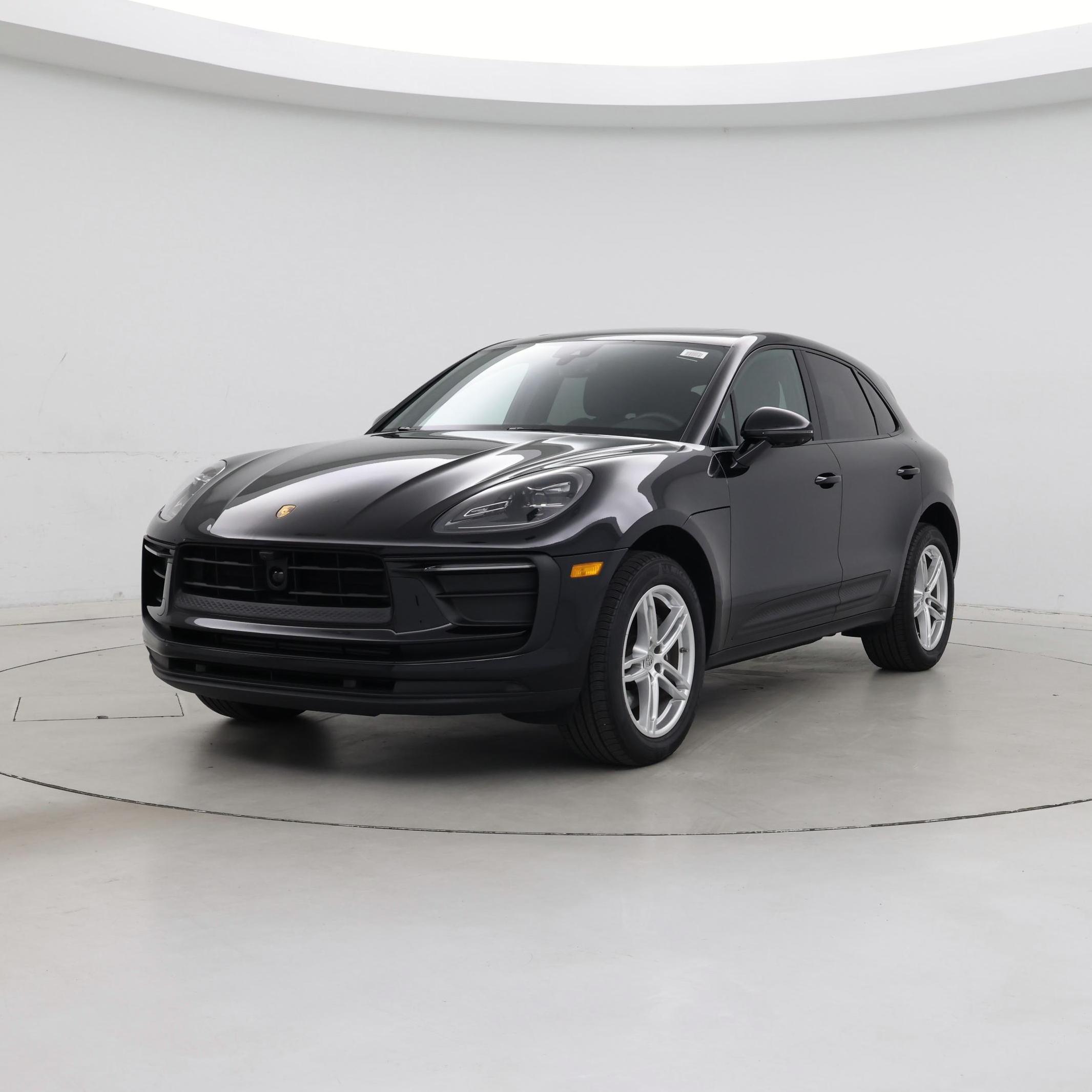 Thumbnail: 2024 Porsche Macan - 4