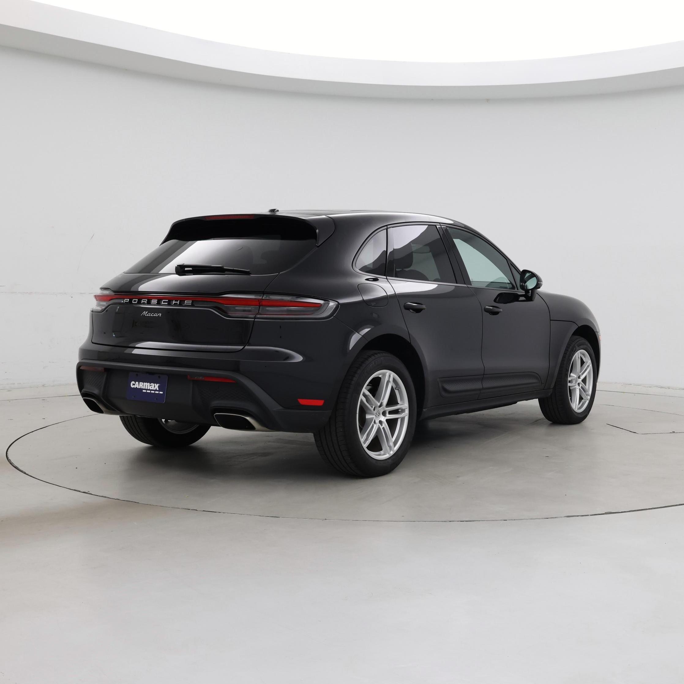 Thumbnail: 2024 Porsche Macan - 8