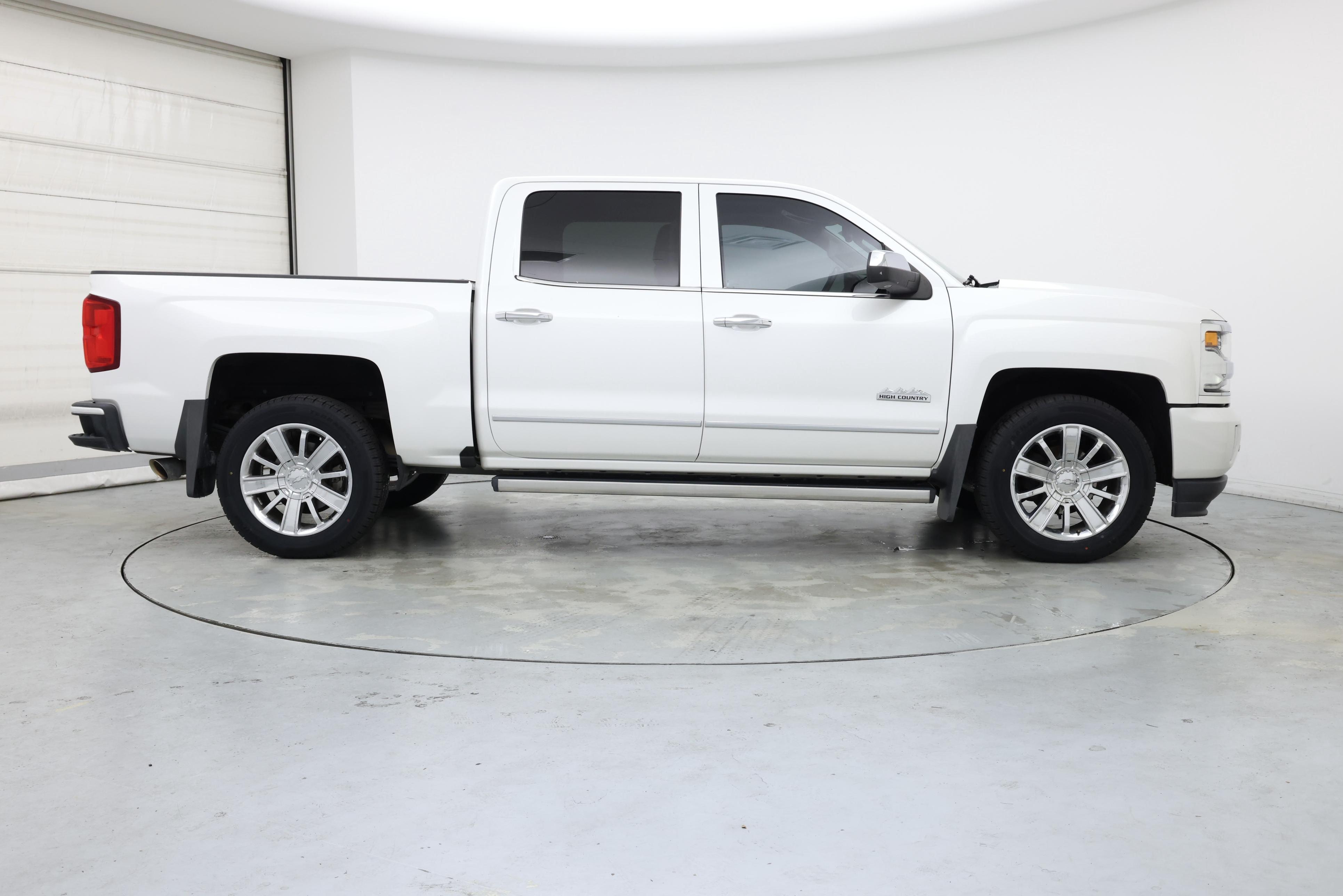 Thumbnail: 2017 Chevrolet Silverado 1500 - 7