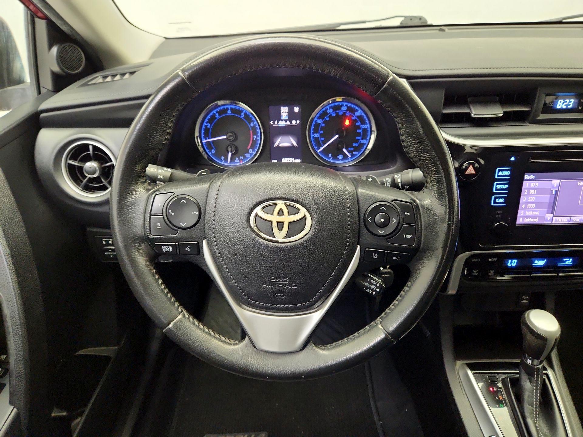 Thumbnail: 2019 Toyota Corolla - 10