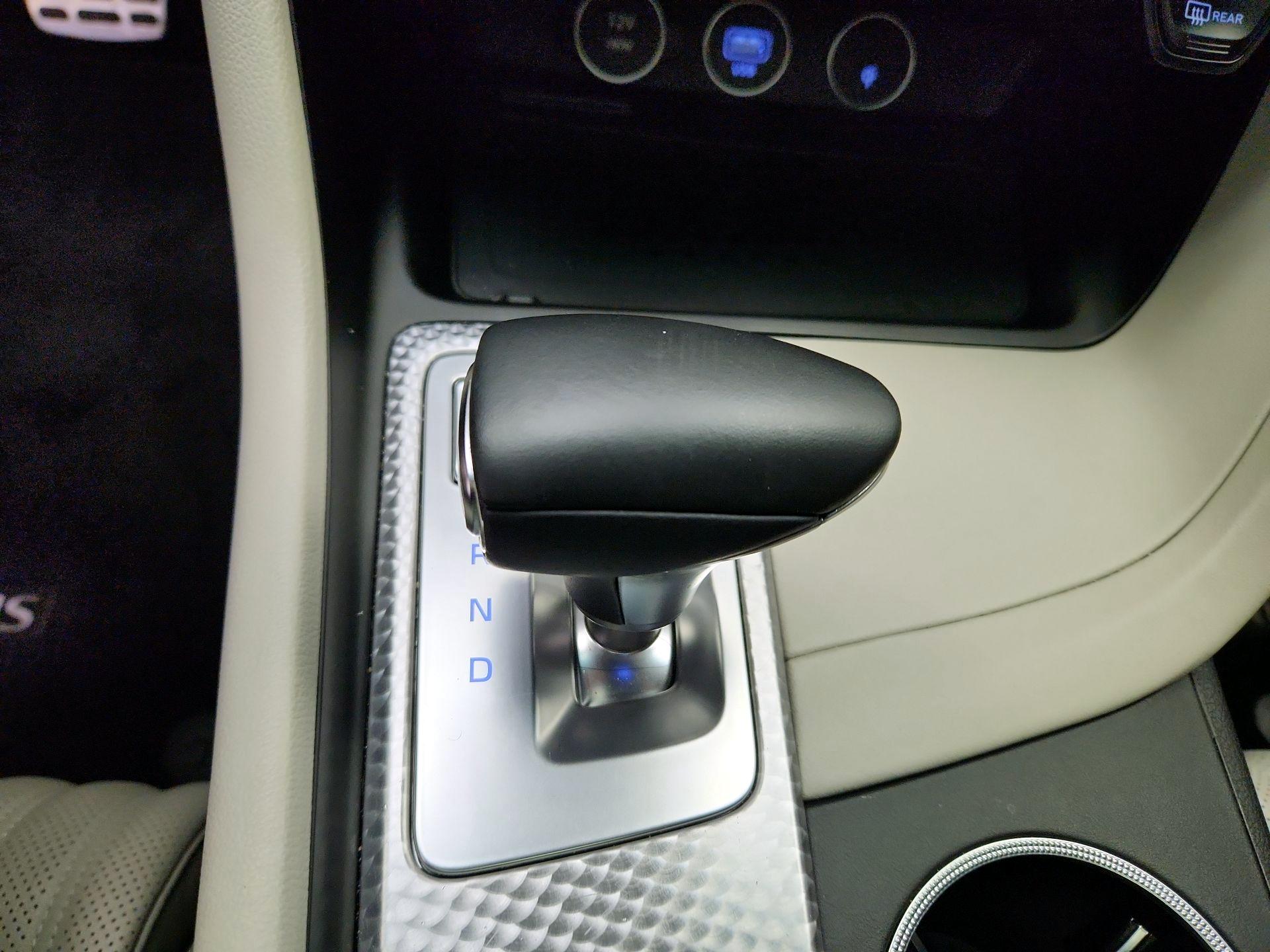 Thumbnail: 2023 Genesis G70 - 18