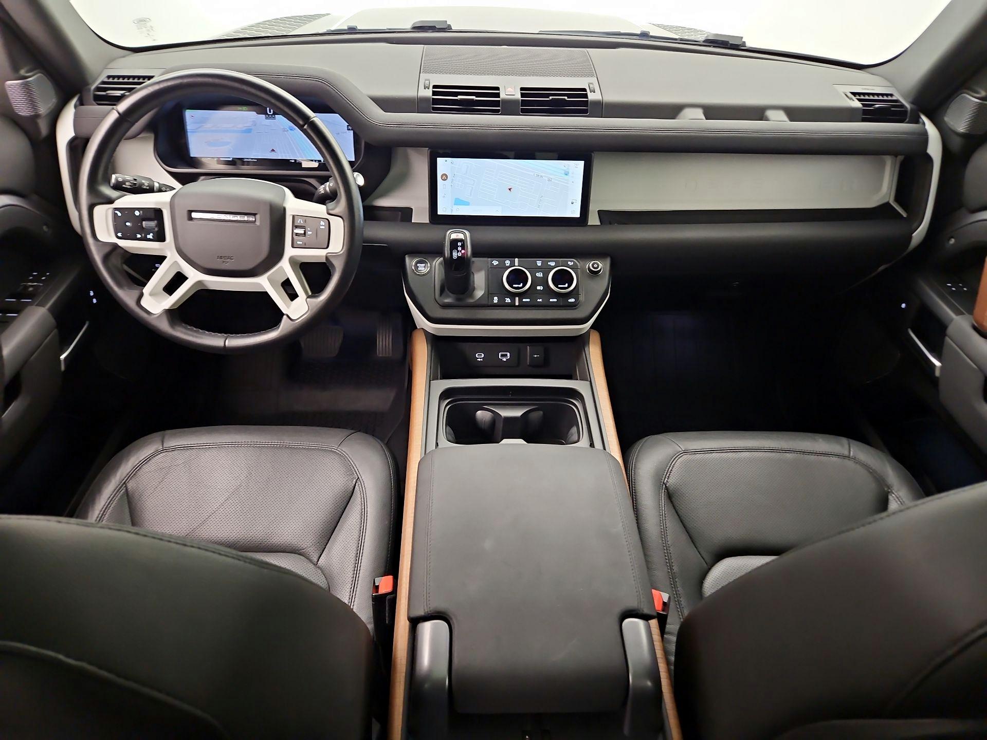 Thumbnail: 2023 Land Rover Defender - 9