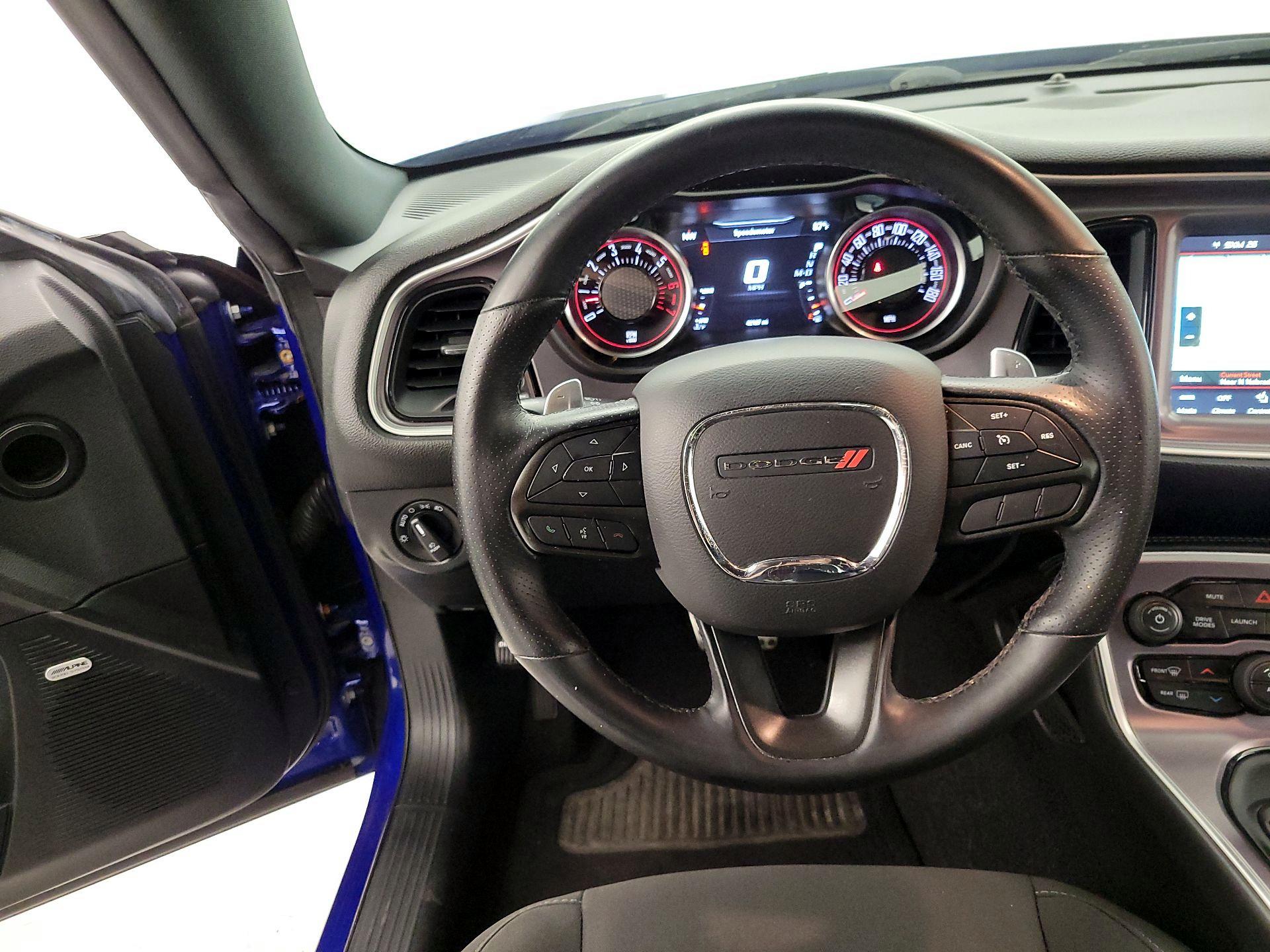 Thumbnail: 2020 Dodge Challenger - 10