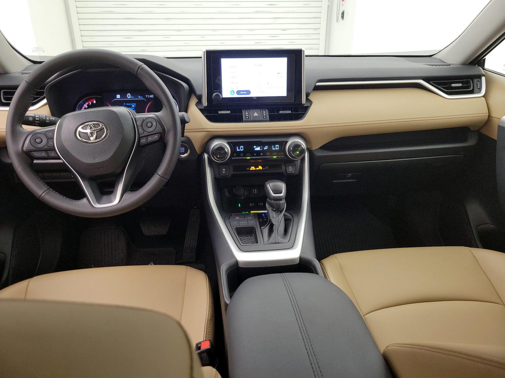 Thumbnail: 2024 Toyota RAV4 - 9