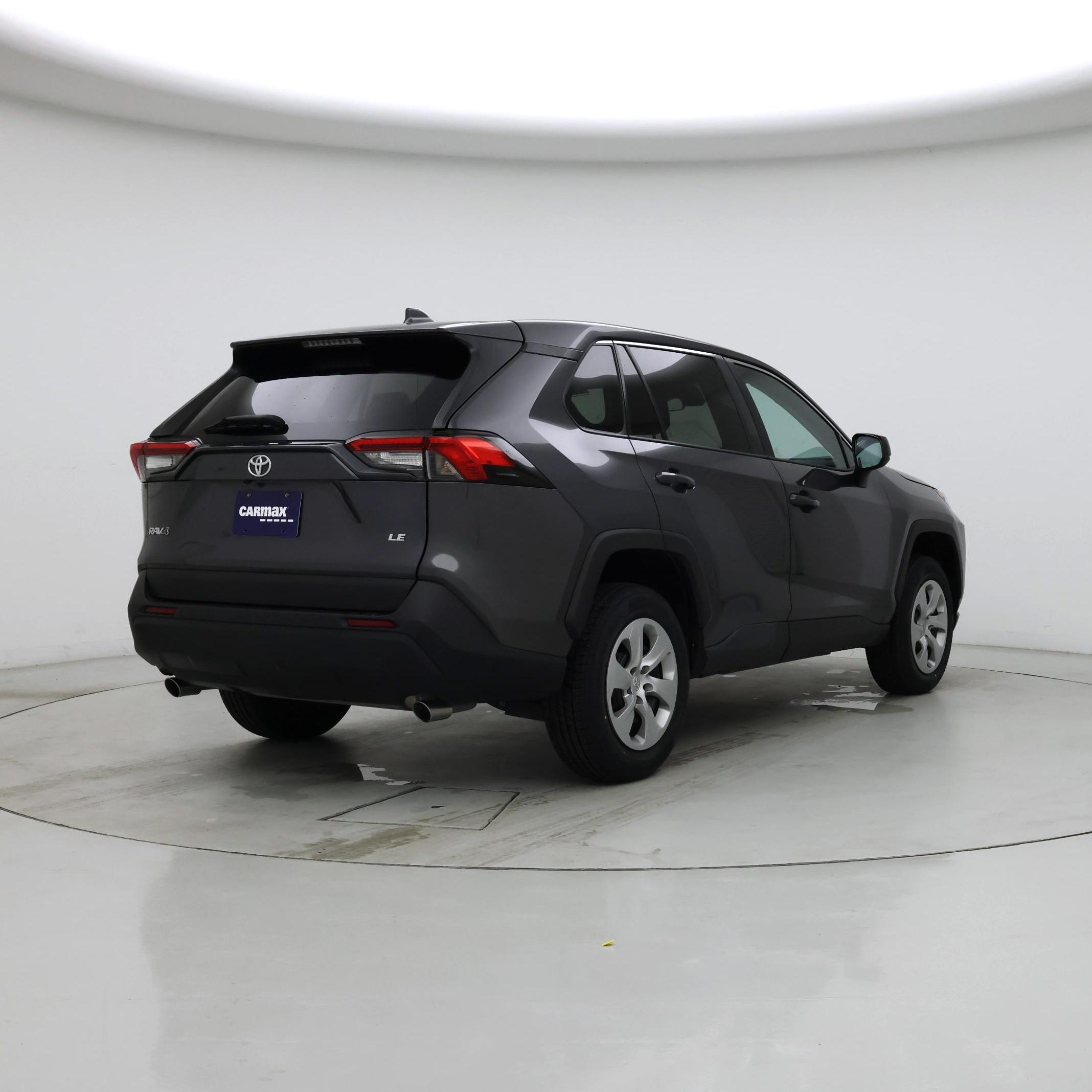 Thumbnail: 2022 Toyota RAV4 - 8