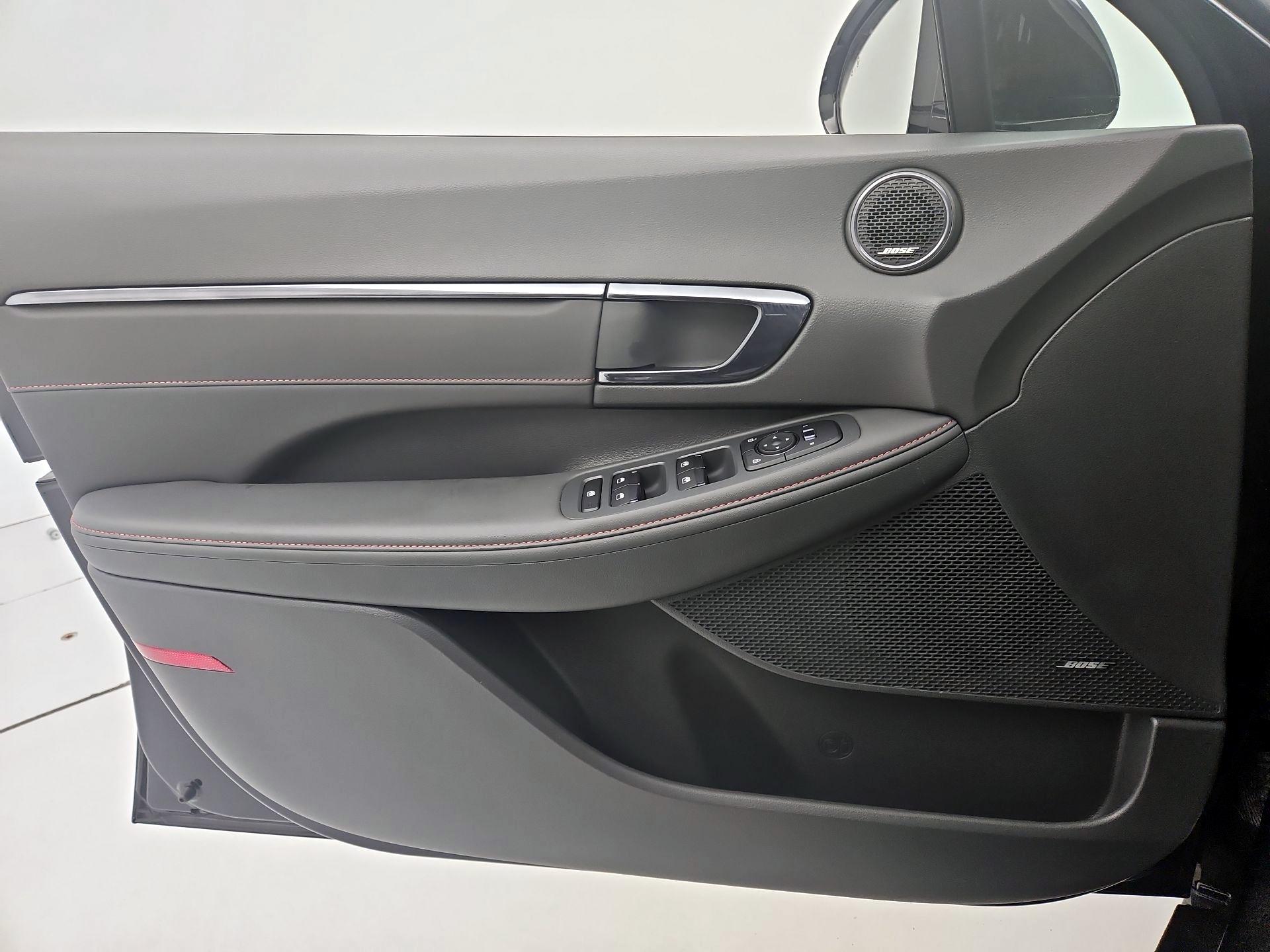 Thumbnail: 2022 Hyundai Sonata - 12