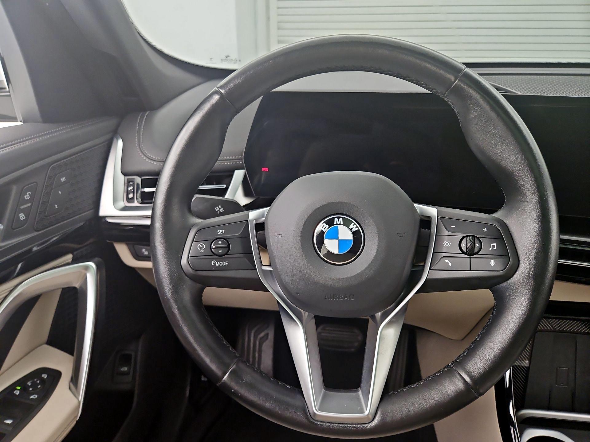 Thumbnail: 2023 BMW X1 - 10