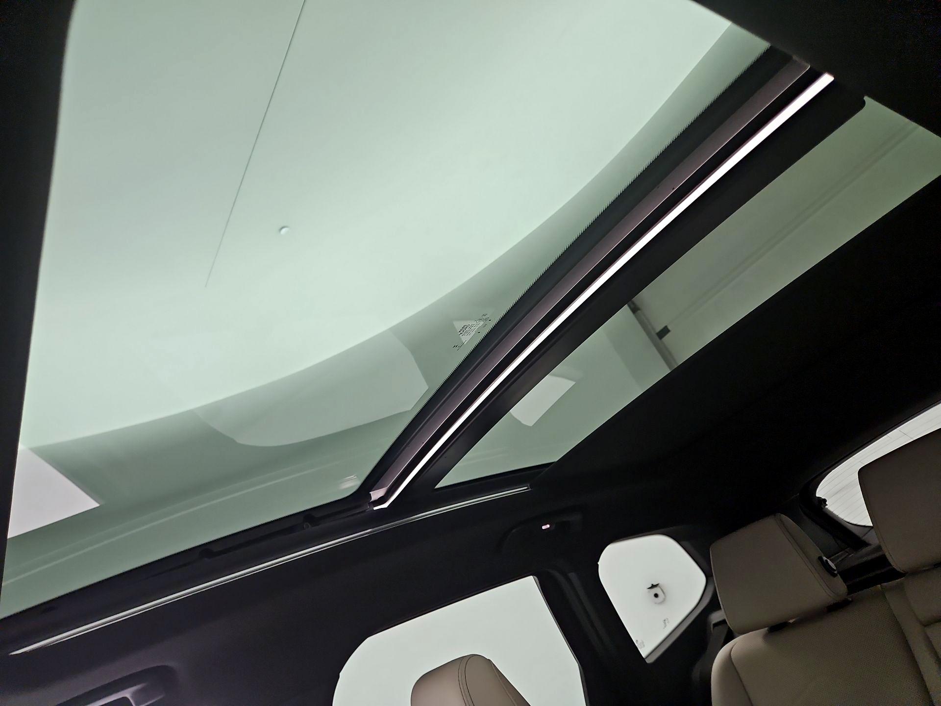 Thumbnail: 2023 BMW X1 - 20