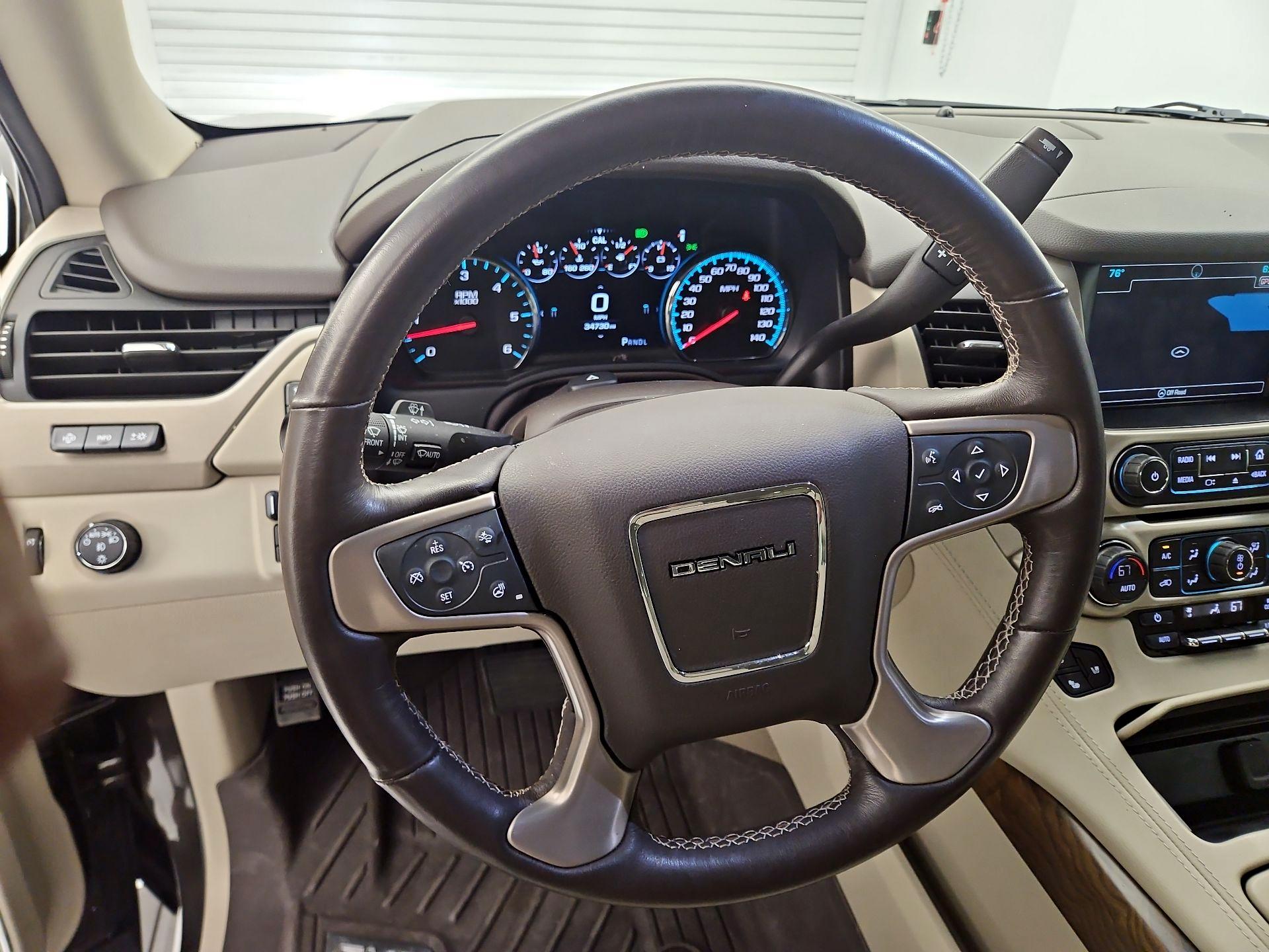 Thumbnail: 2020 GMC Yukon XL - 10