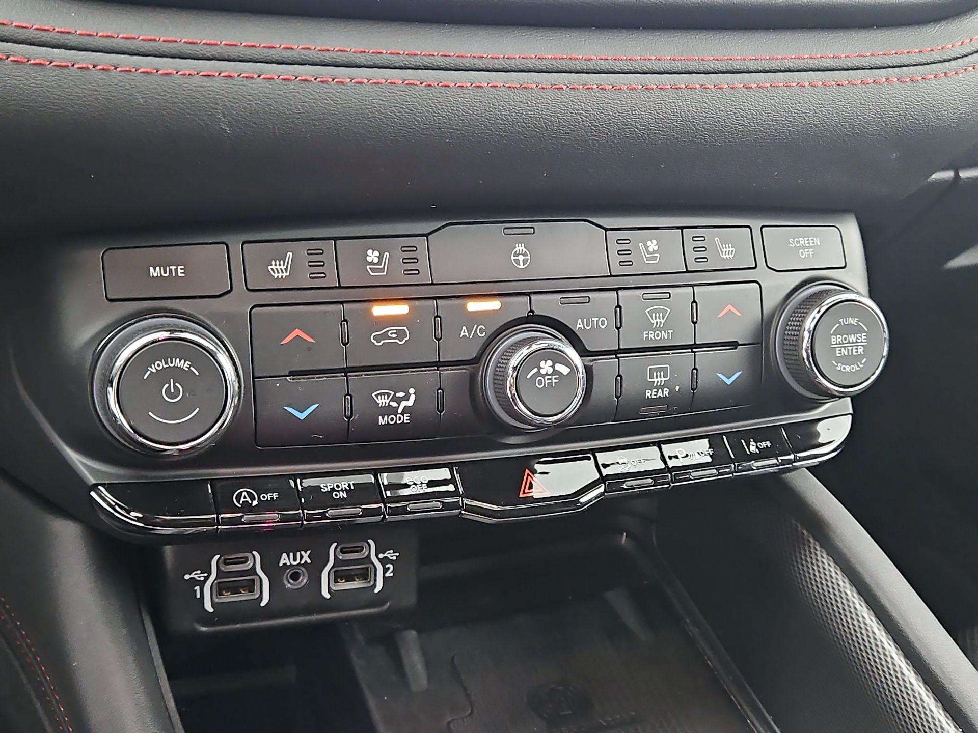 Thumbnail: 2023 Dodge Durango - 17