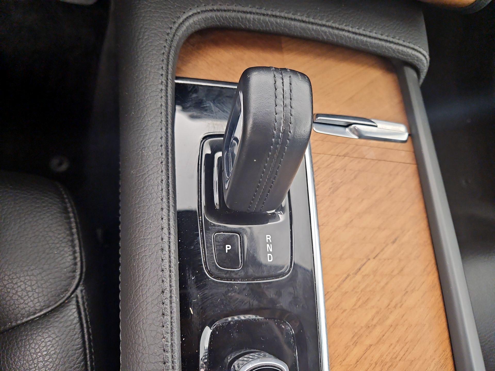 Thumbnail: 2021 Volvo XC90 - 18
