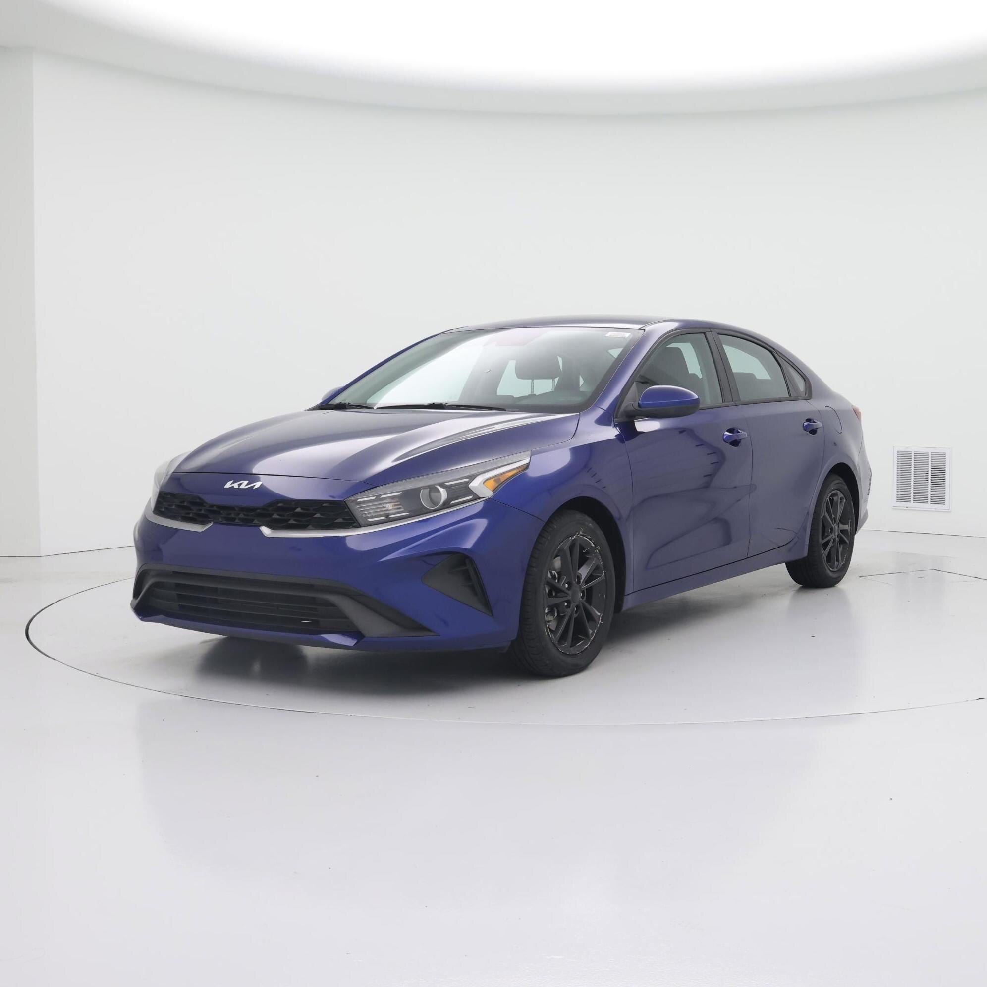 Thumbnail: 2022 Kia Forte - 4