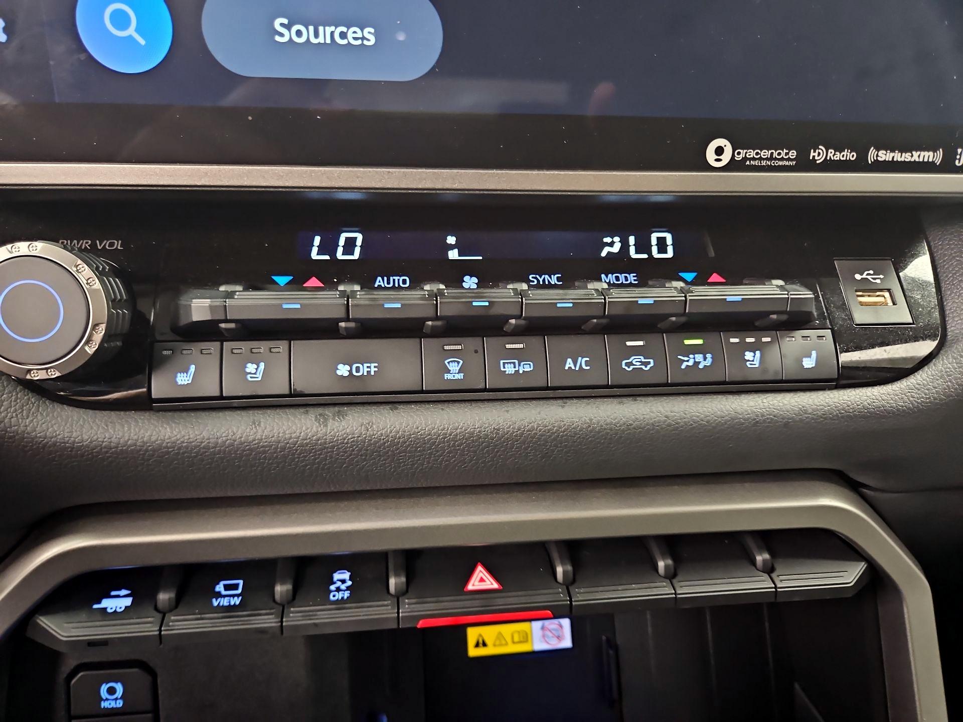 Thumbnail: 2023 Toyota Tundra - 17