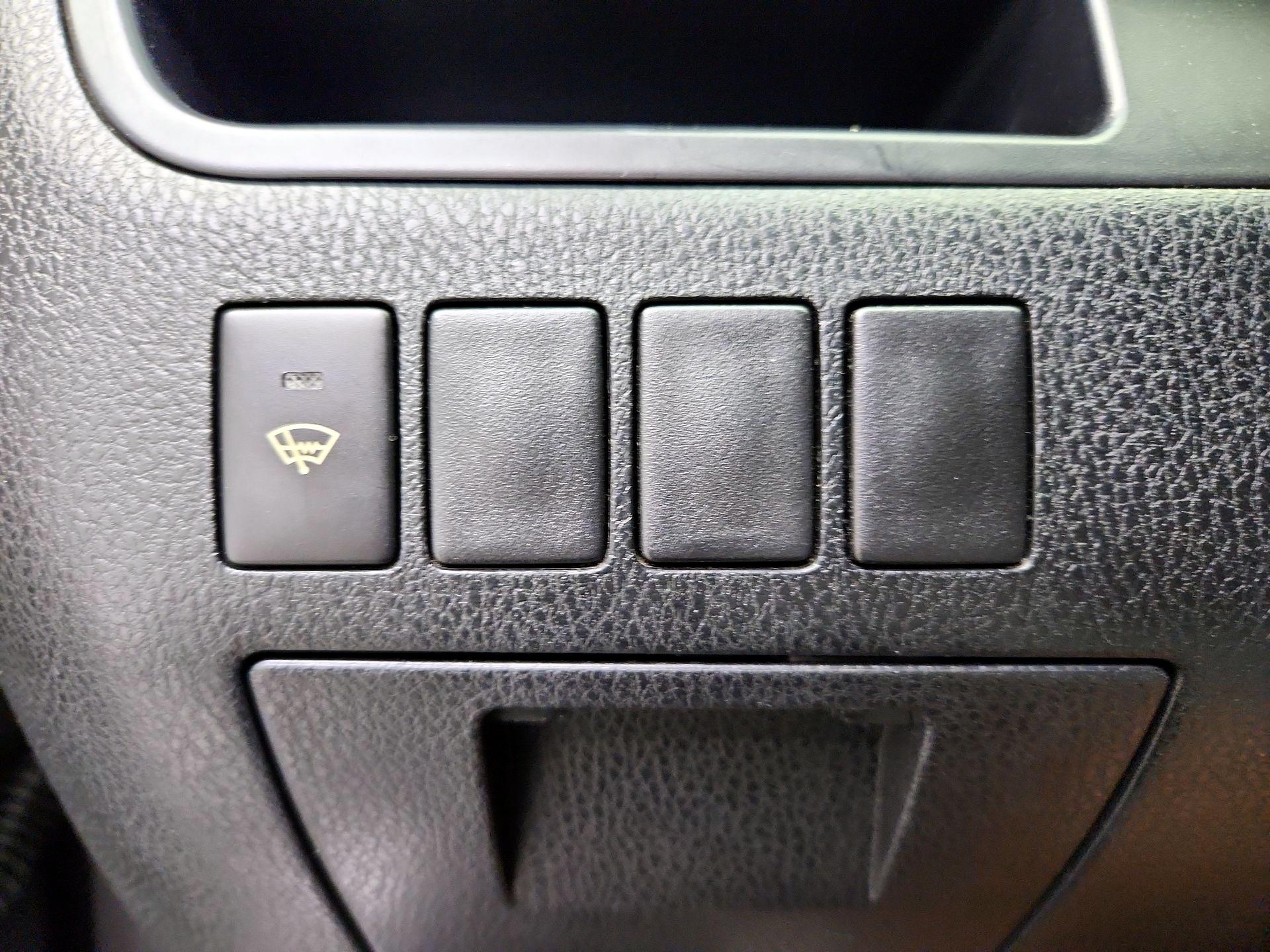 Thumbnail: 2014 Toyota Highlander - 13