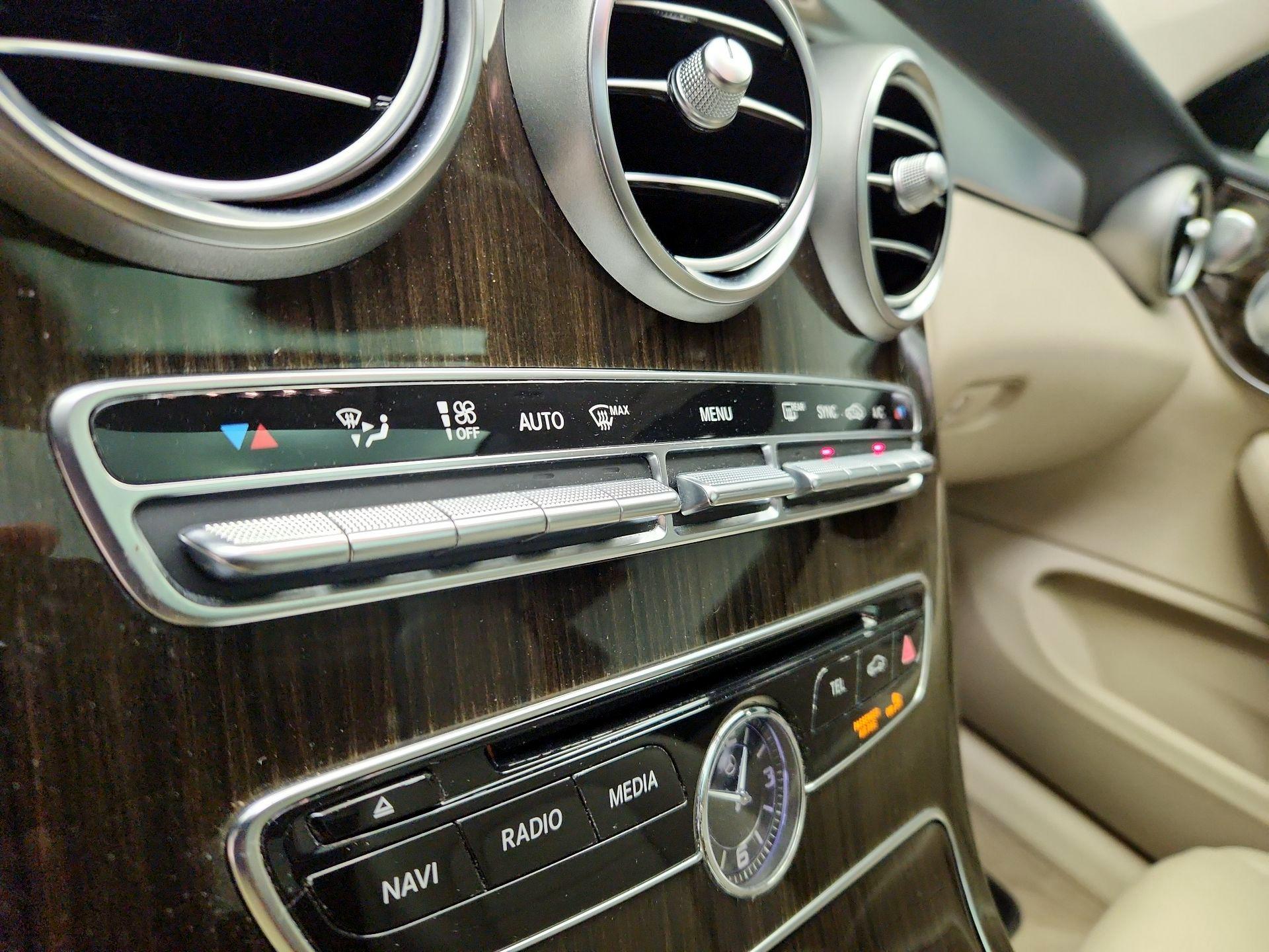 Thumbnail: 2017 Mercedes-Benz C-Class - 17