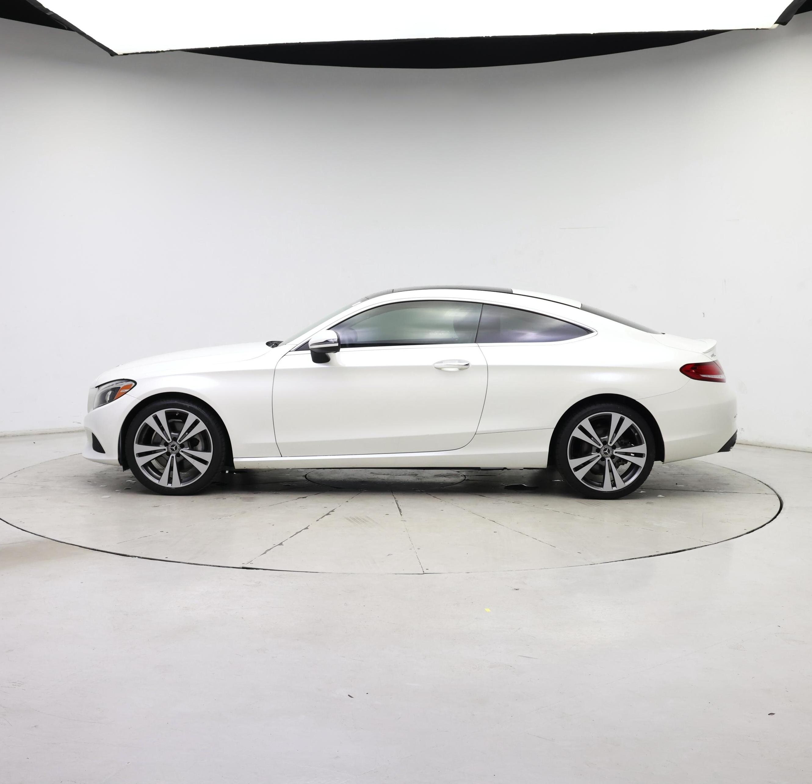 Thumbnail: 2017 Mercedes-Benz C-Class - 3
