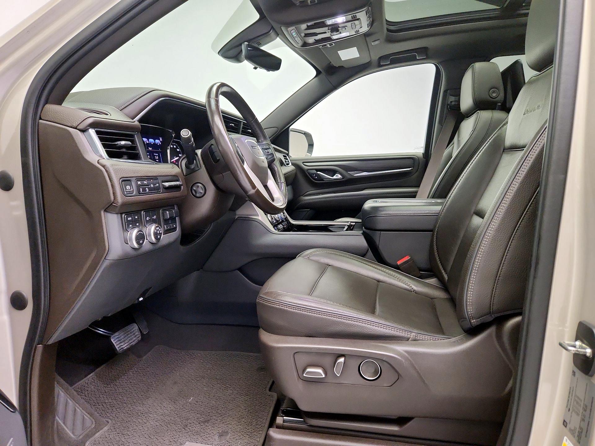 Thumbnail: 2021 GMC Yukon XL - 11
