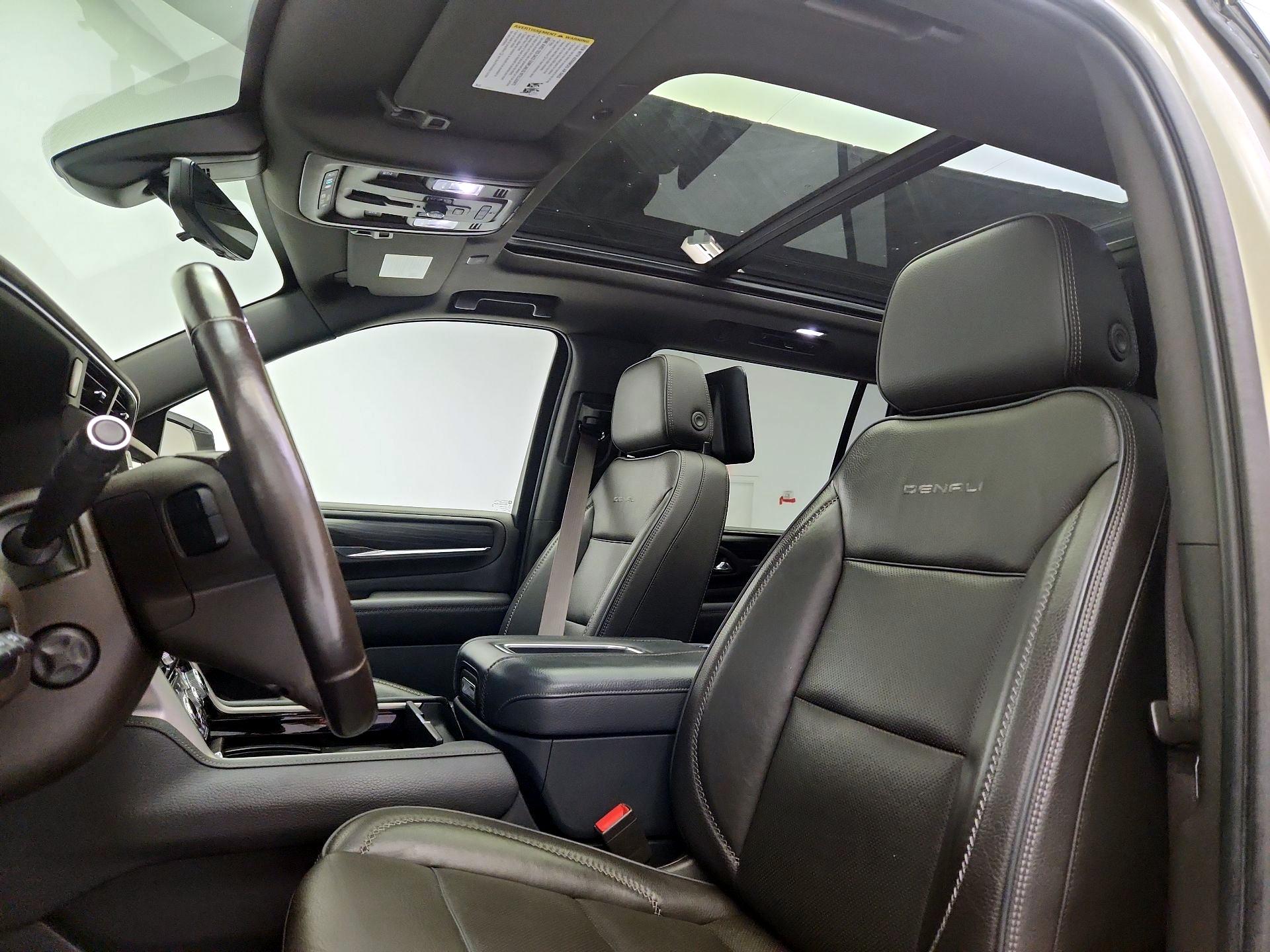 Thumbnail: 2021 GMC Yukon XL - 20