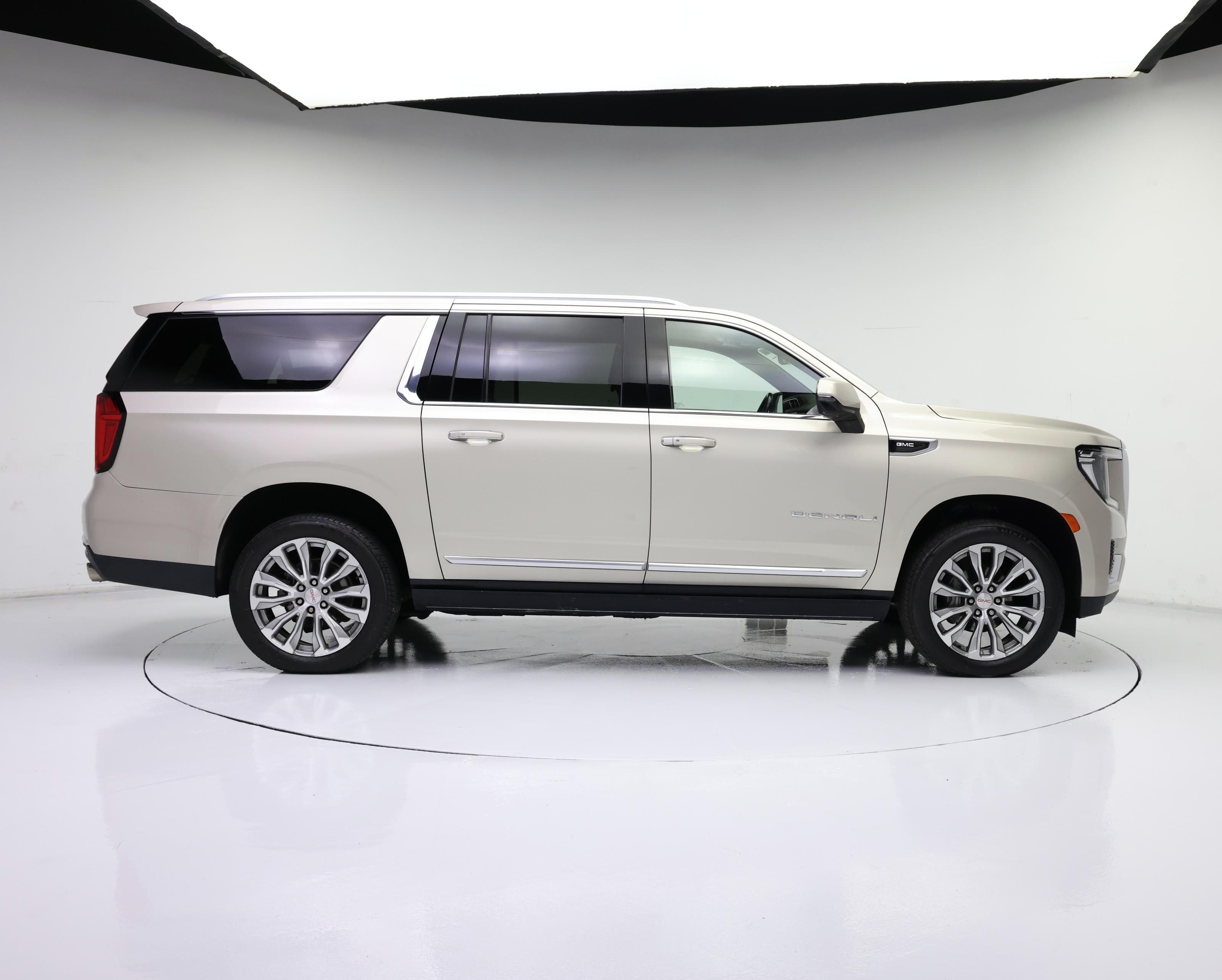 Thumbnail: 2021 GMC Yukon XL - 7