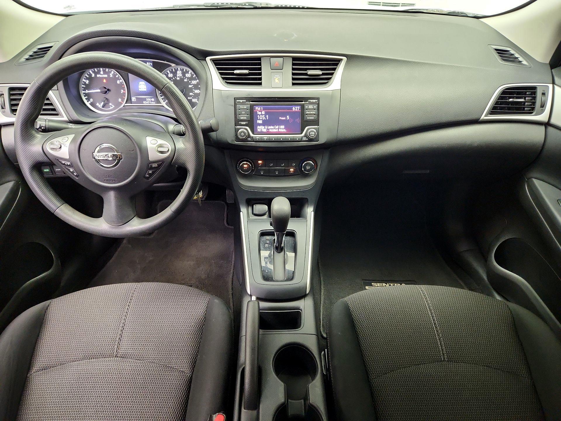 Thumbnail: 2018 Nissan Sentra - 9