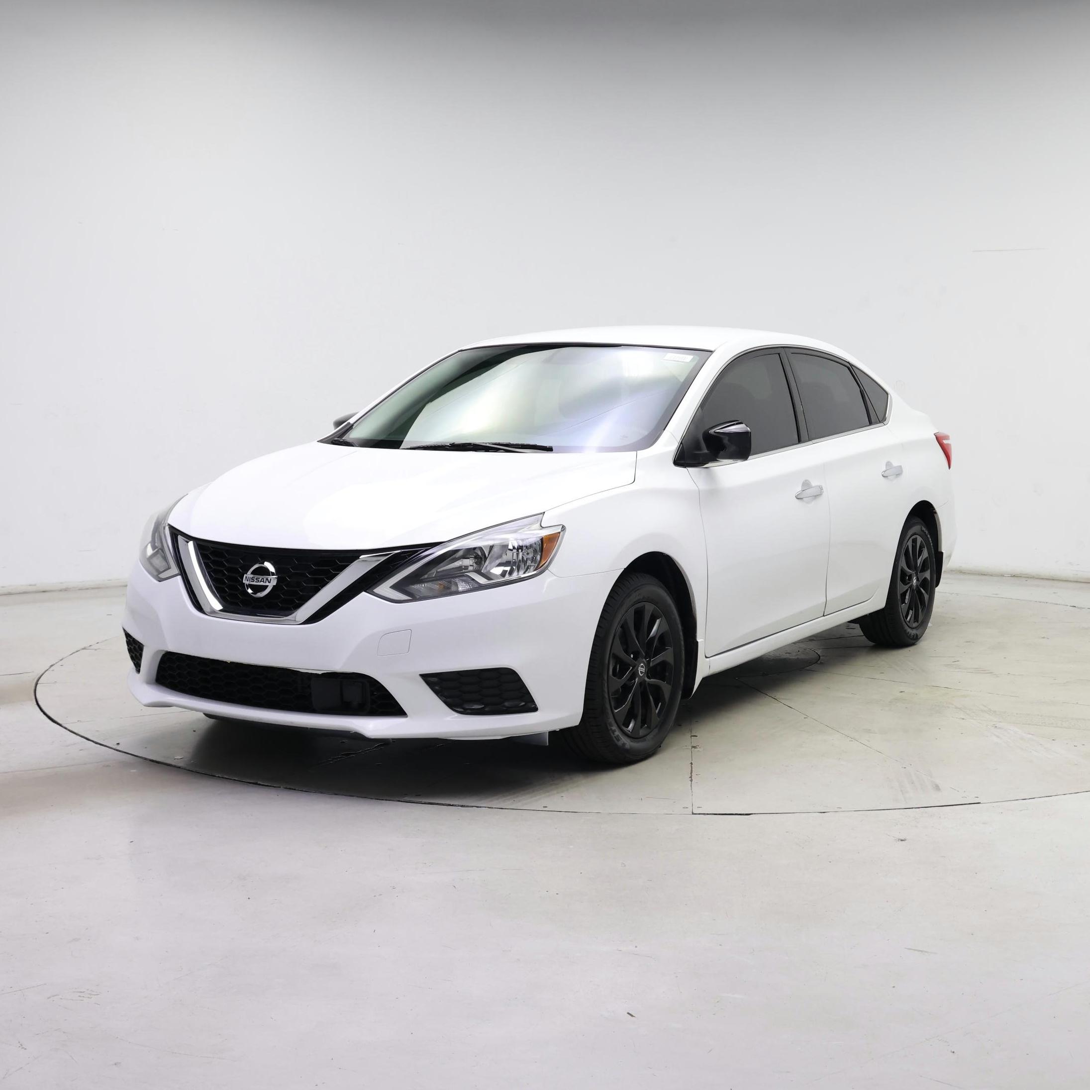 Thumbnail: 2018 Nissan Sentra - 4