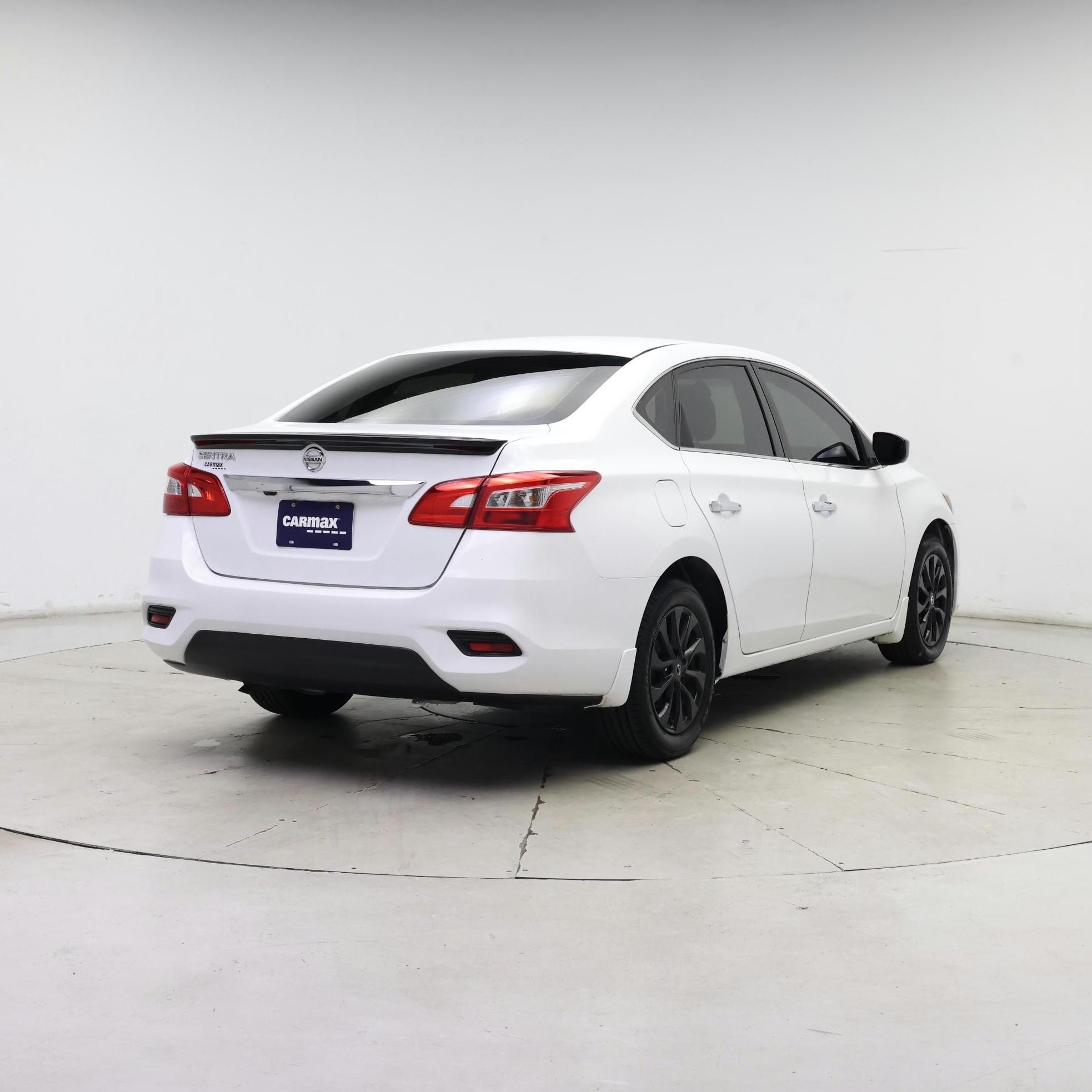 Thumbnail: 2018 Nissan Sentra - 8