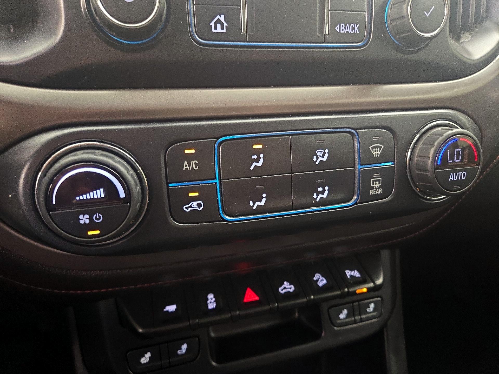 Thumbnail: 2019 GMC Canyon - 17