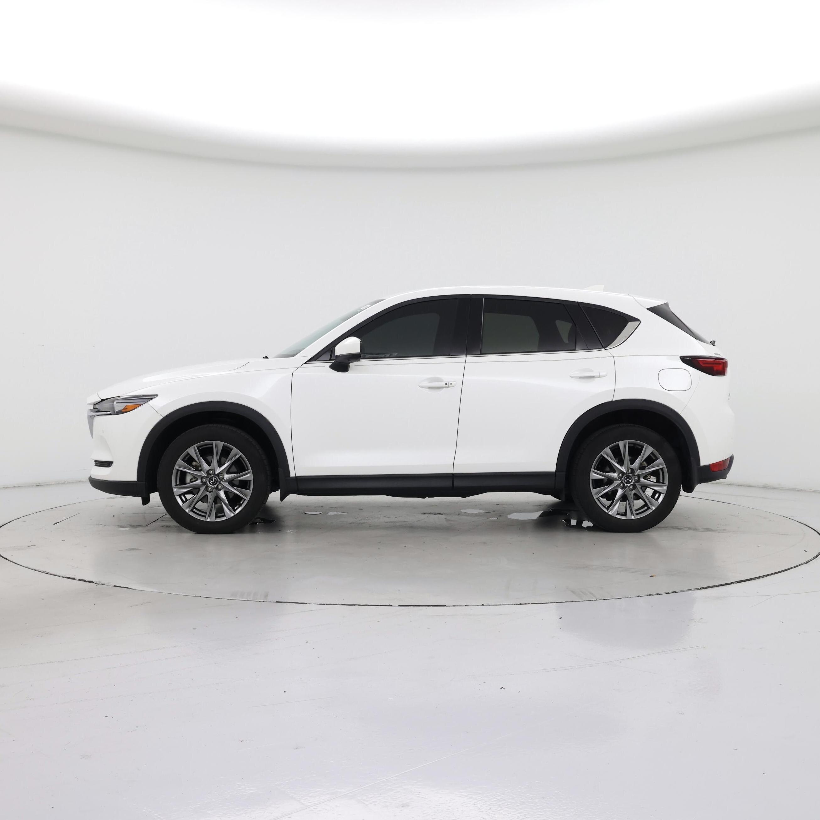 Thumbnail: 2021 Mazda CX-5 - 3