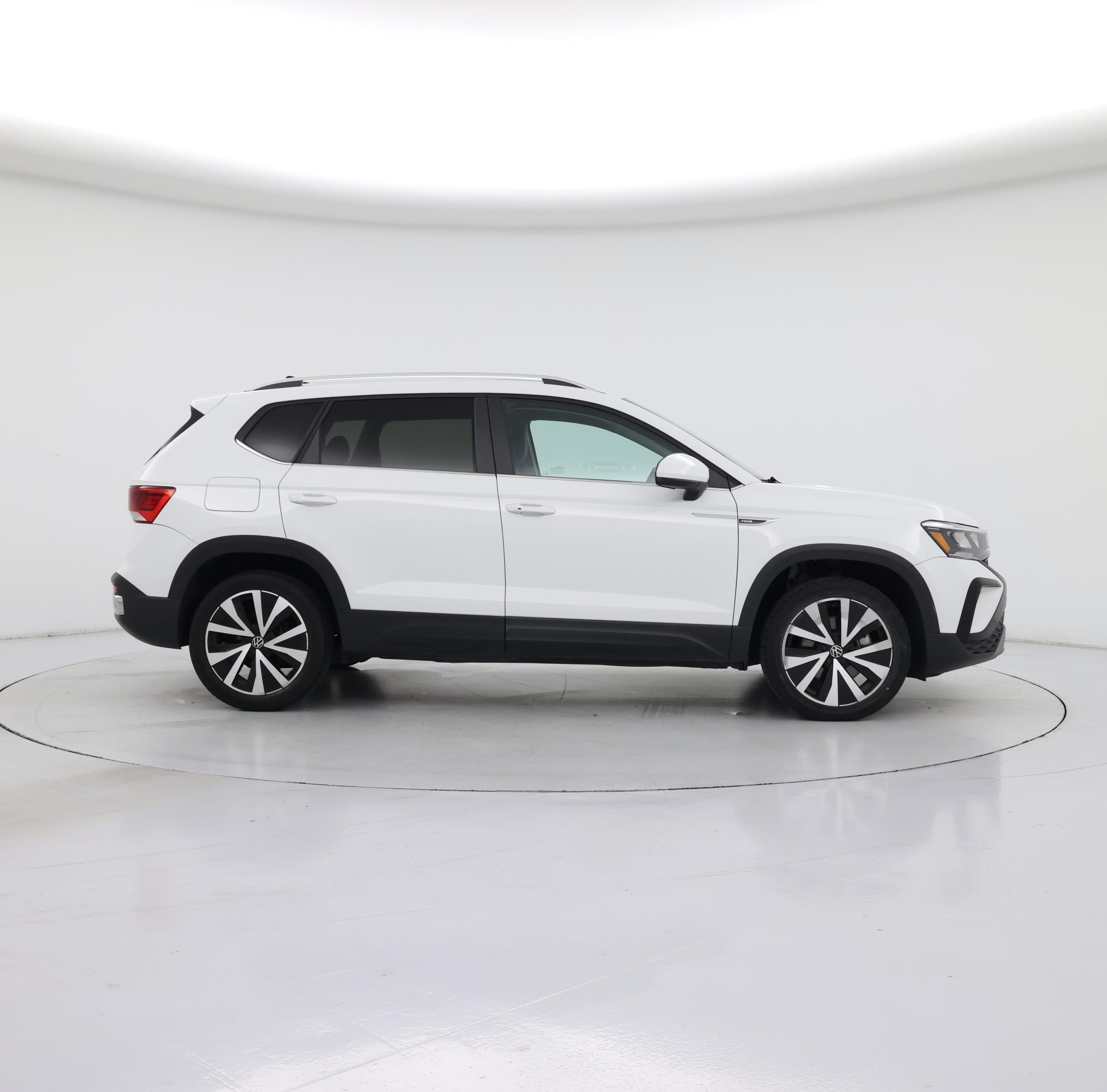 Thumbnail: 2022 Volkswagen Taos - 7