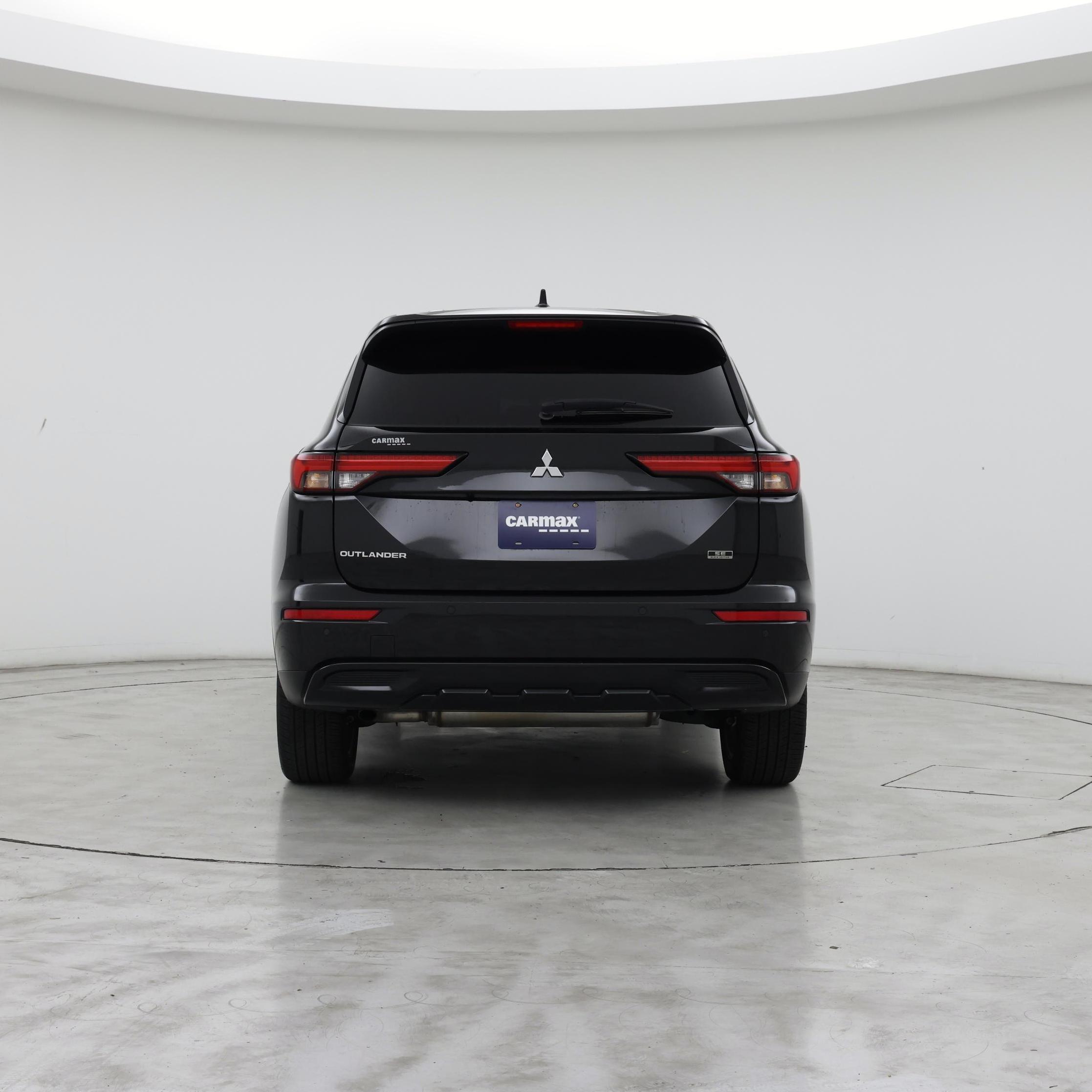 Thumbnail: 2024 Mitsubishi Outlander - 6