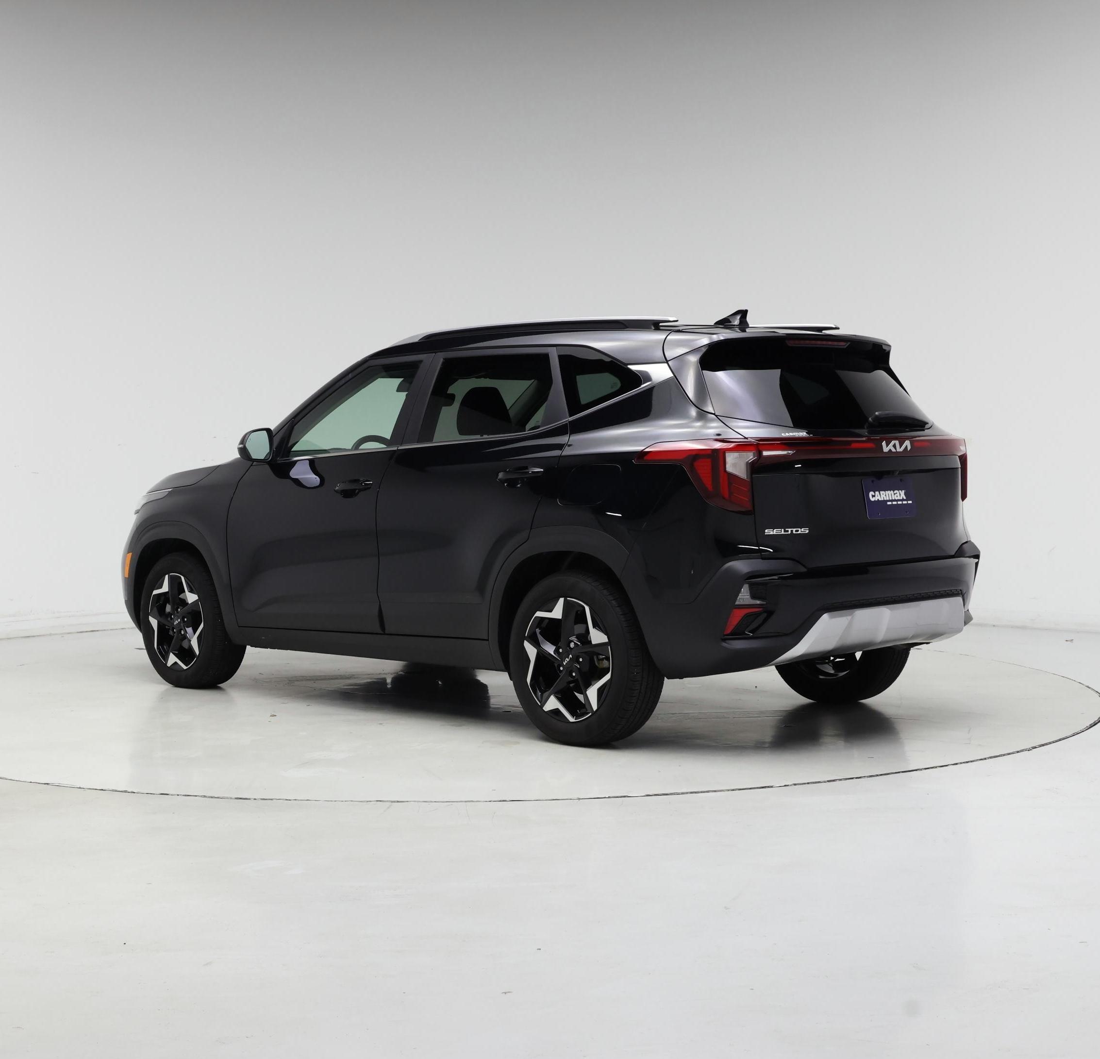 Thumbnail: 2024 Kia Seltos - 2