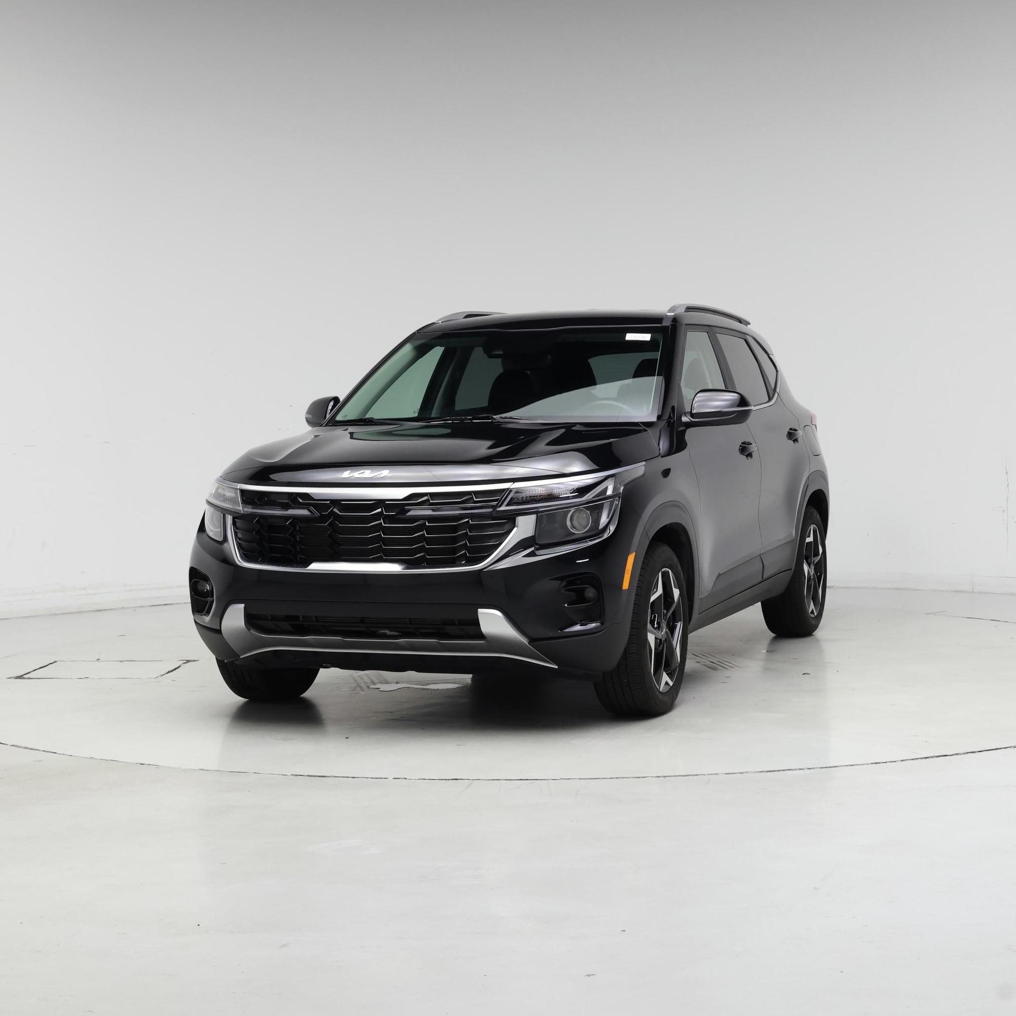 Thumbnail: 2024 Kia Seltos - 4