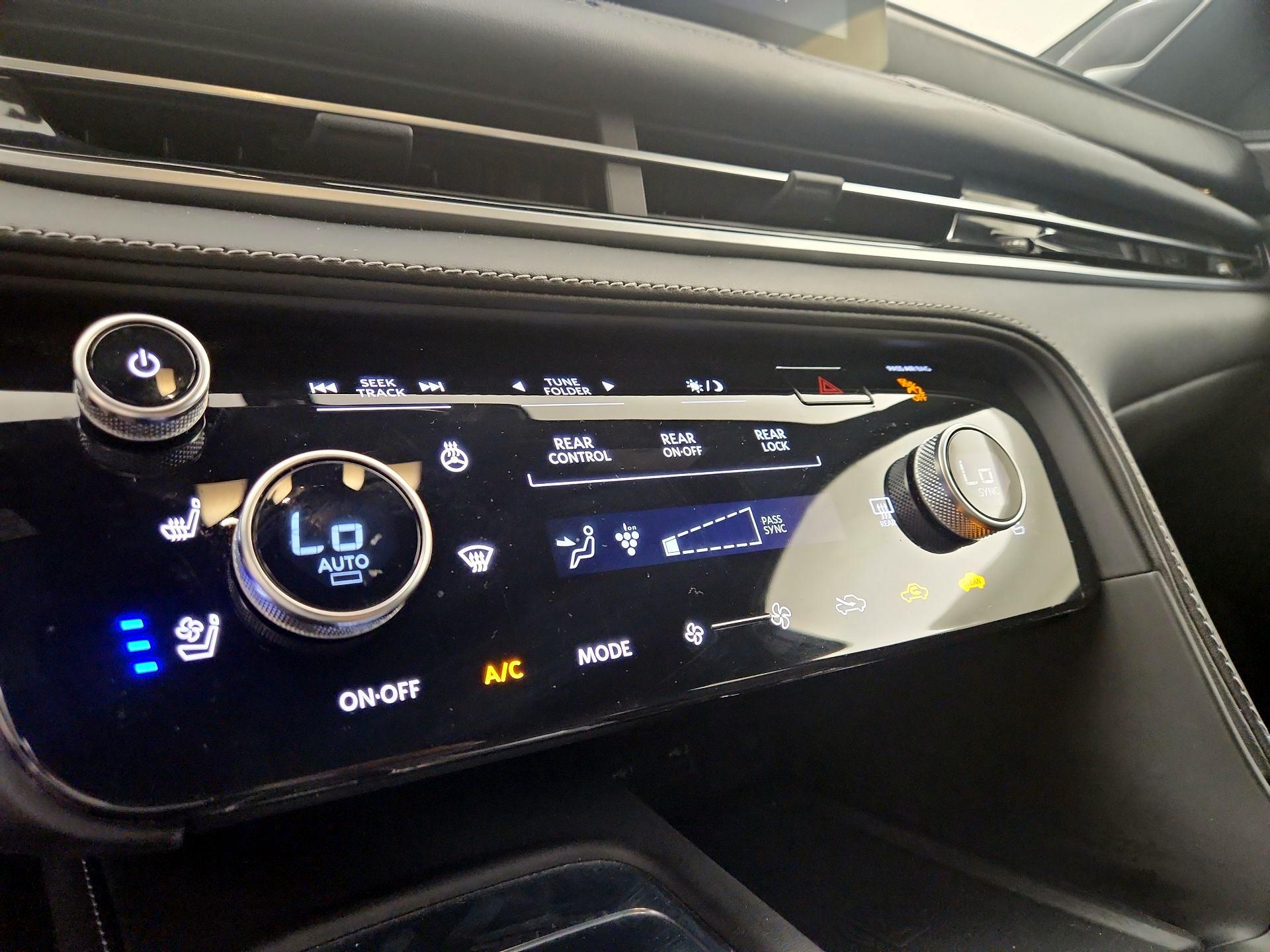 Thumbnail: 2022 INFINITI QX60 - 17