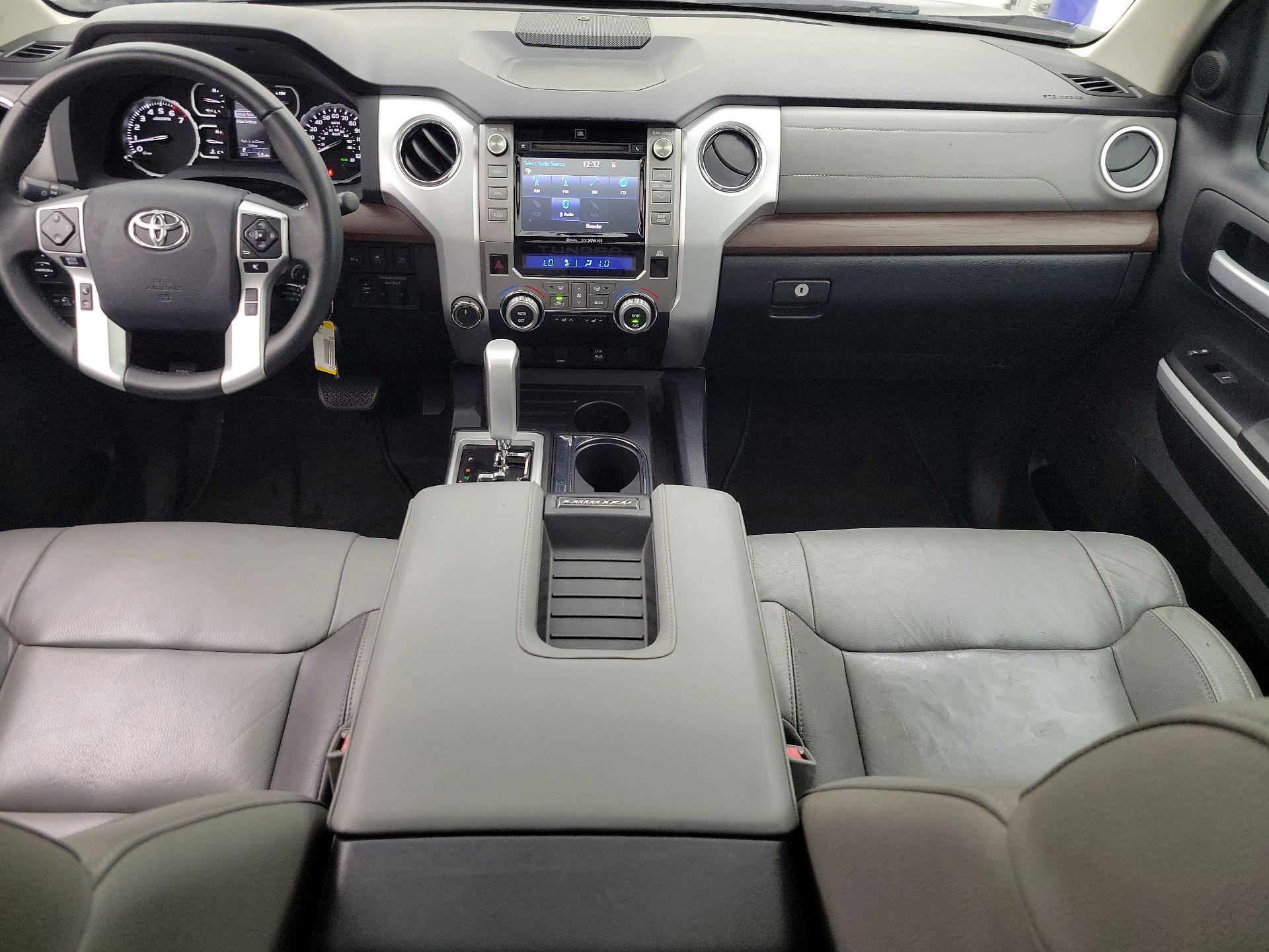 Thumbnail: 2018 Toyota Tundra - 9