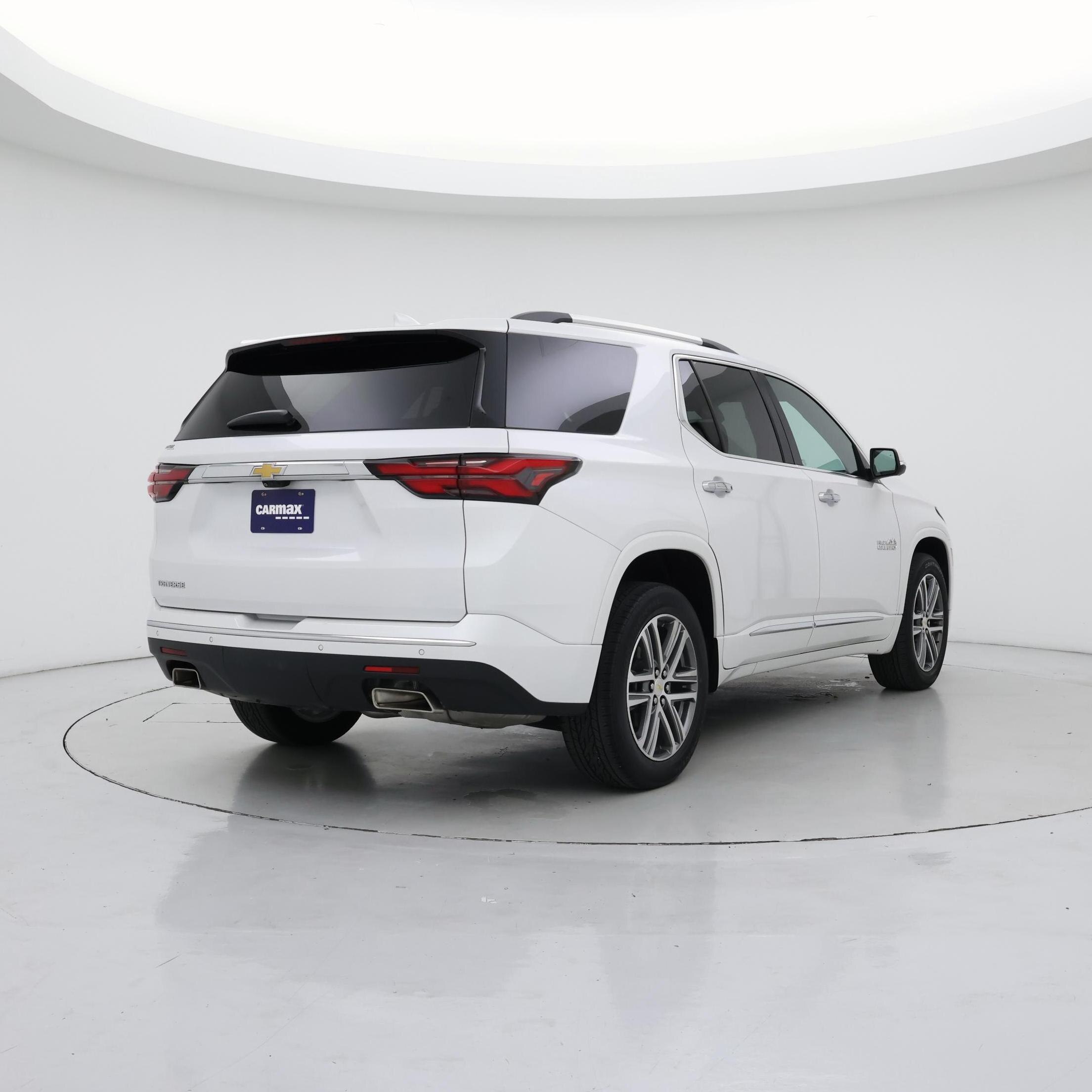 Thumbnail: 2022 Chevrolet Traverse - 8