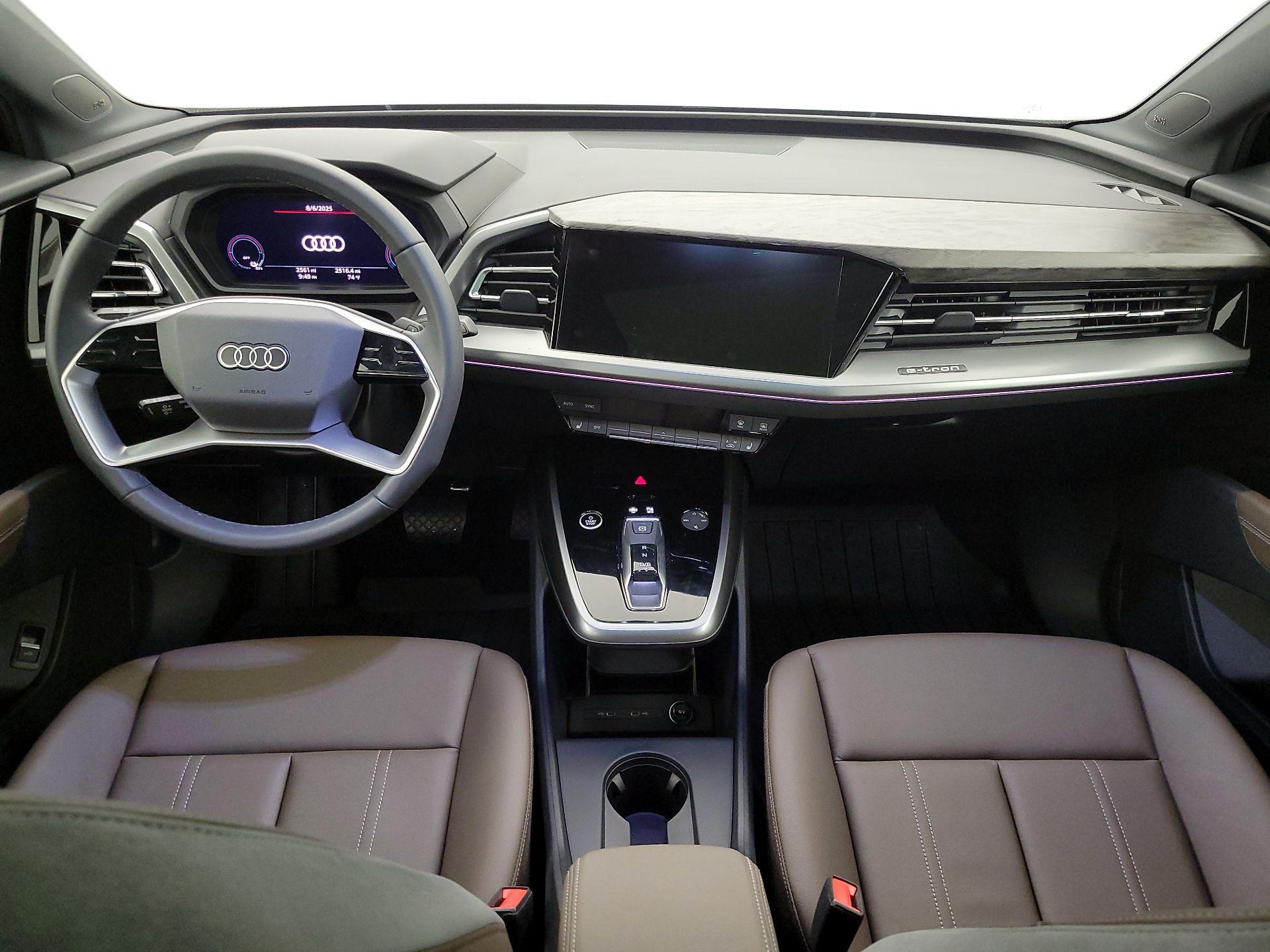 Thumbnail: 2025 Audi Q4 e-tron - 9