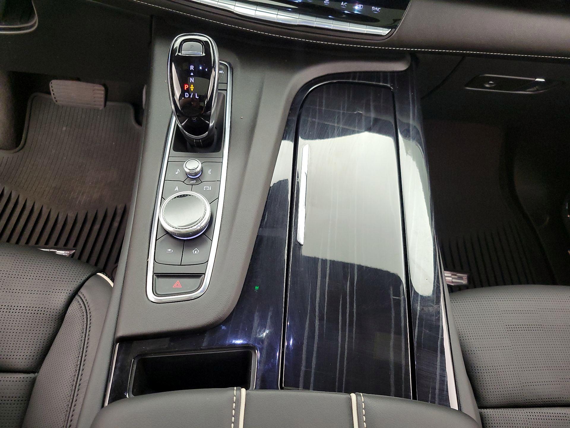 Thumbnail: 2024 Cadillac Escalade - 18