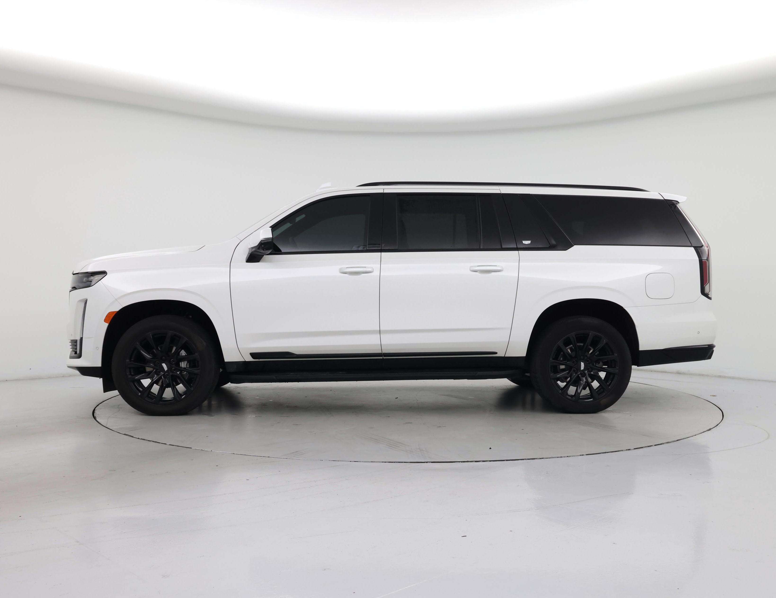 Thumbnail: 2024 Cadillac Escalade - 3