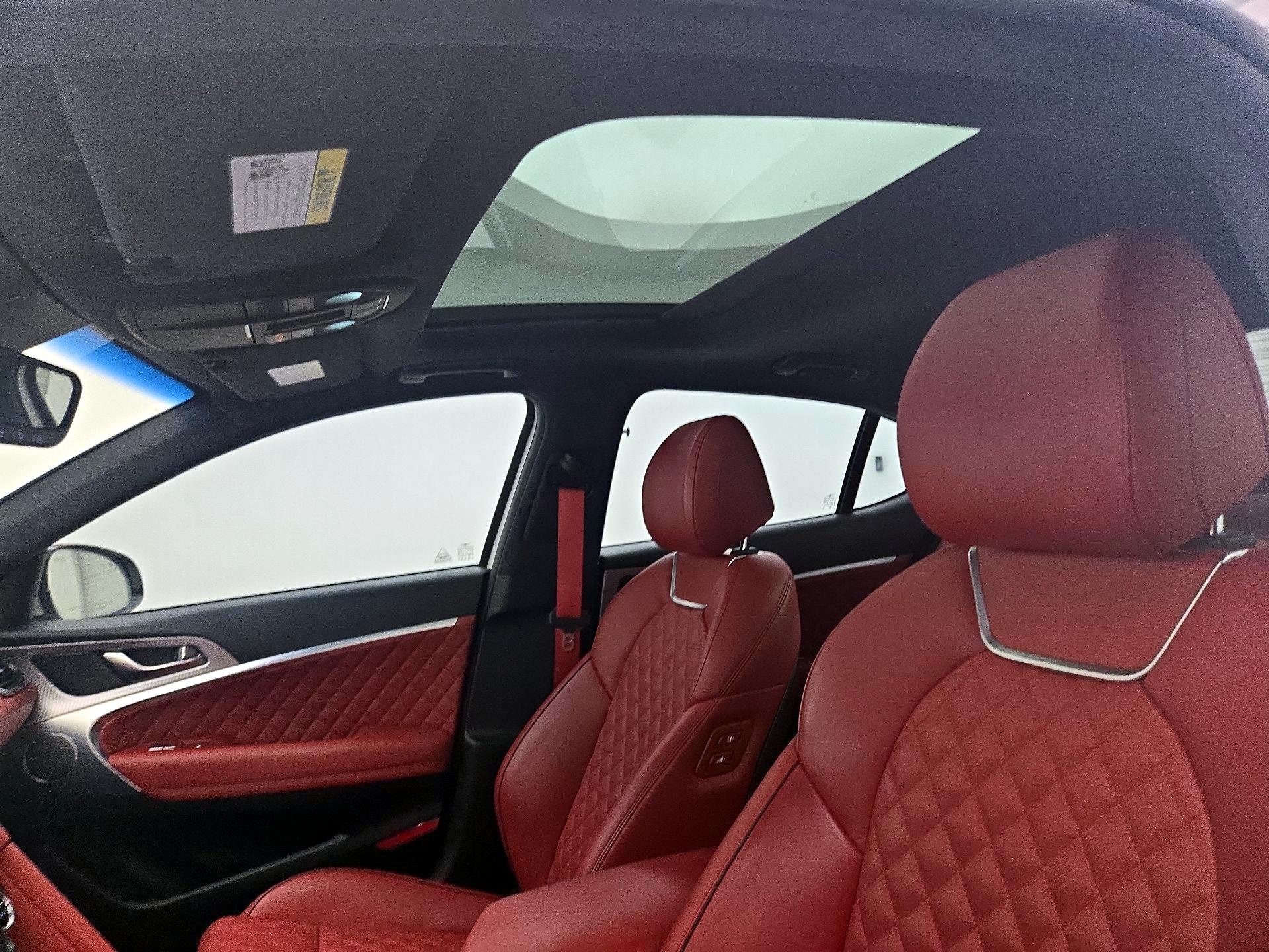Thumbnail: 2023 Genesis G70 - 20