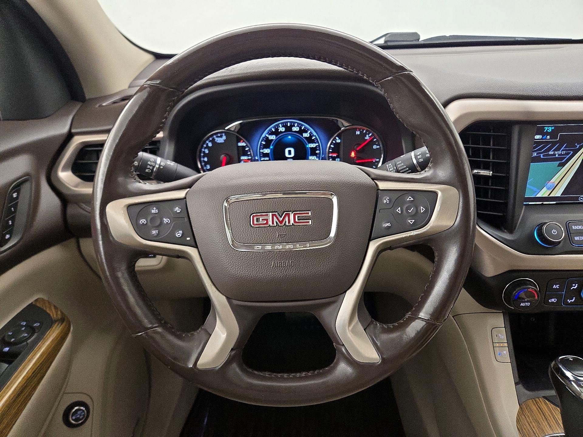 Thumbnail: 2019 GMC Acadia - 10