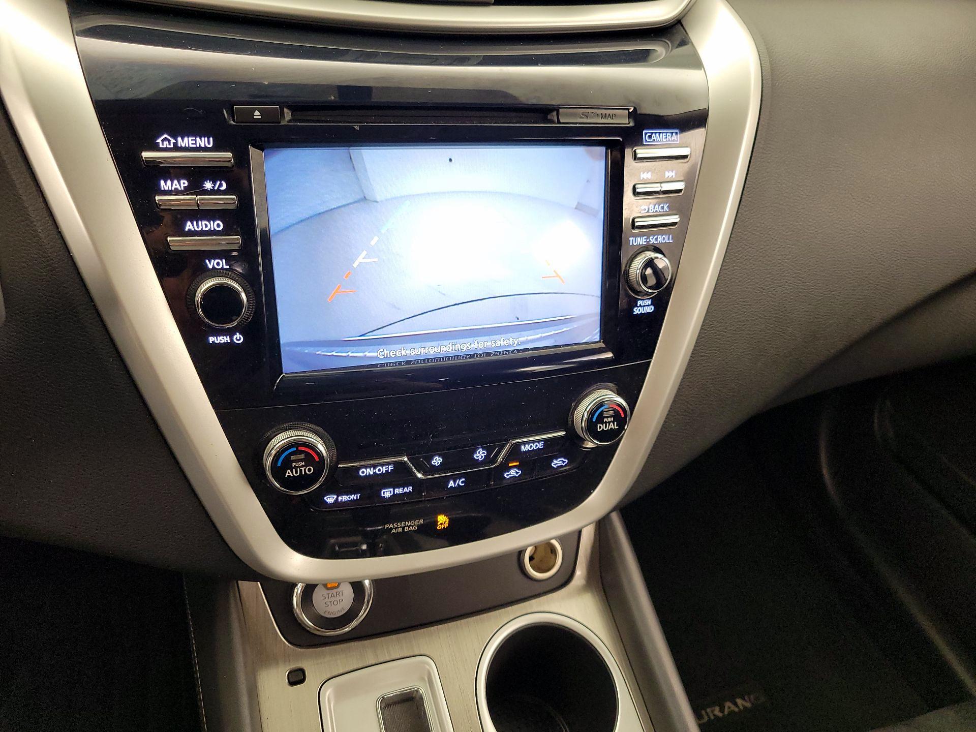 Thumbnail: 2016 Nissan Murano - 15