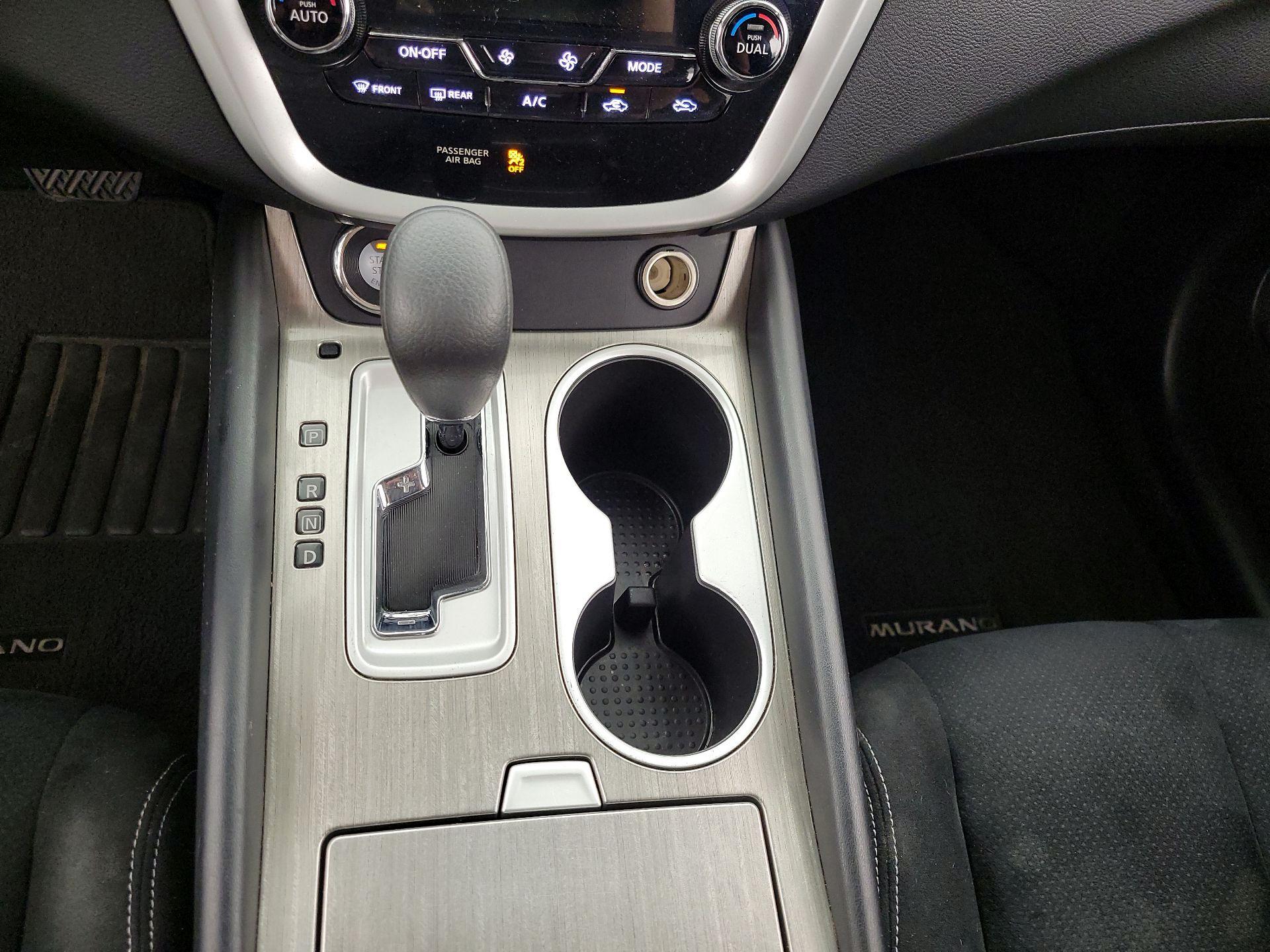 Thumbnail: 2016 Nissan Murano - 18