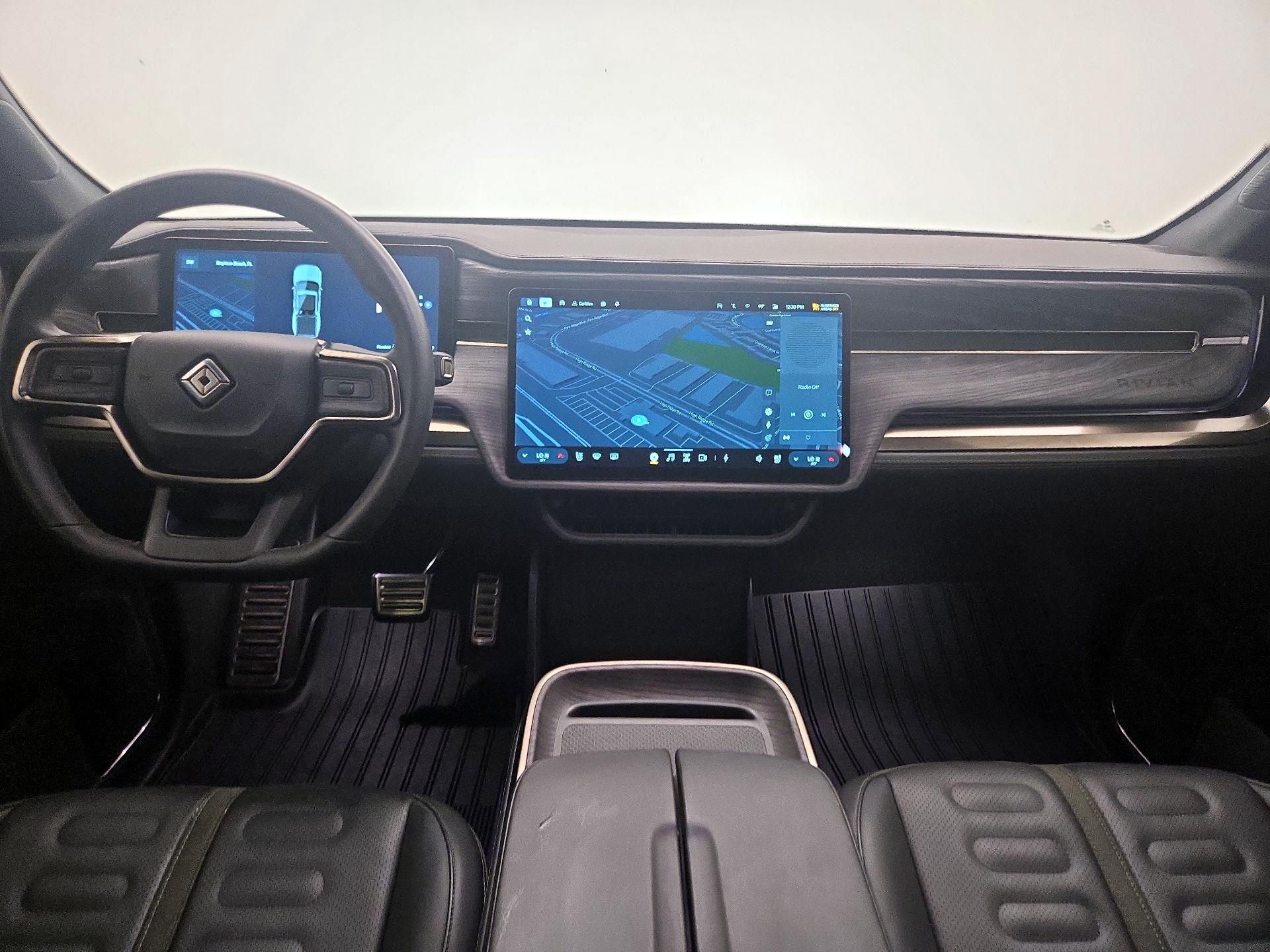 Thumbnail: 2022 Rivian R1T - 9
