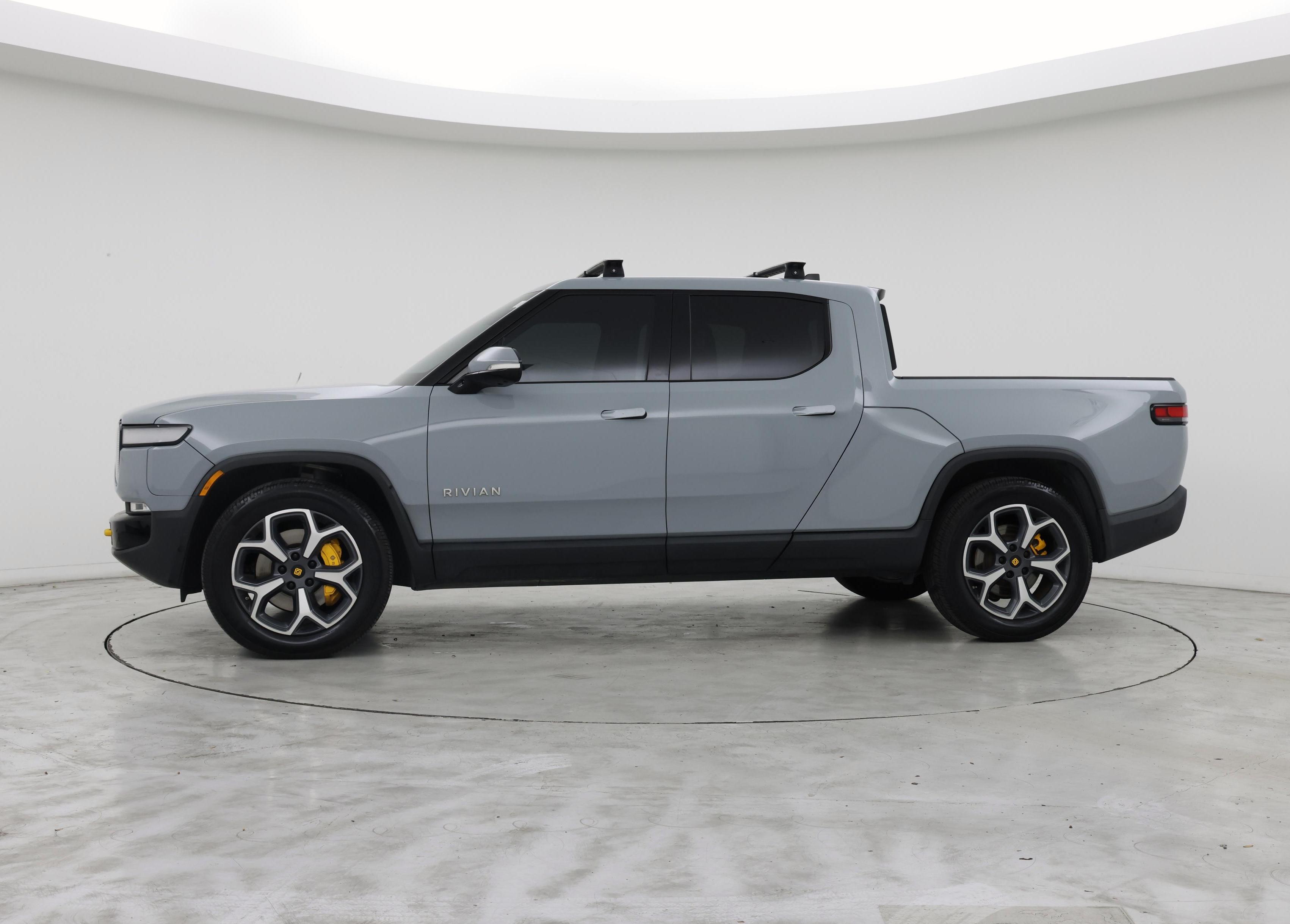 Thumbnail: 2022 Rivian R1T - 3