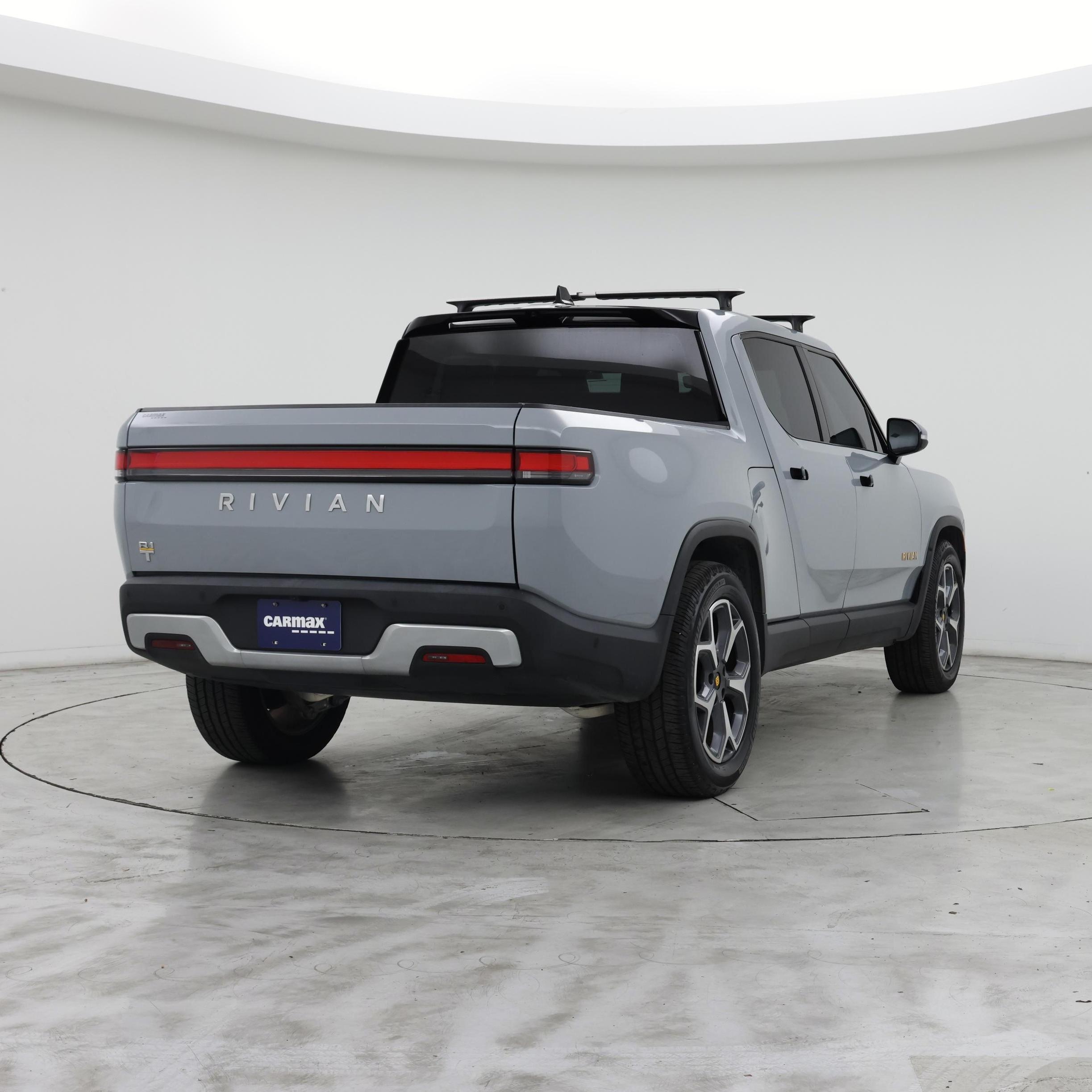 Thumbnail: 2022 Rivian R1T - 8