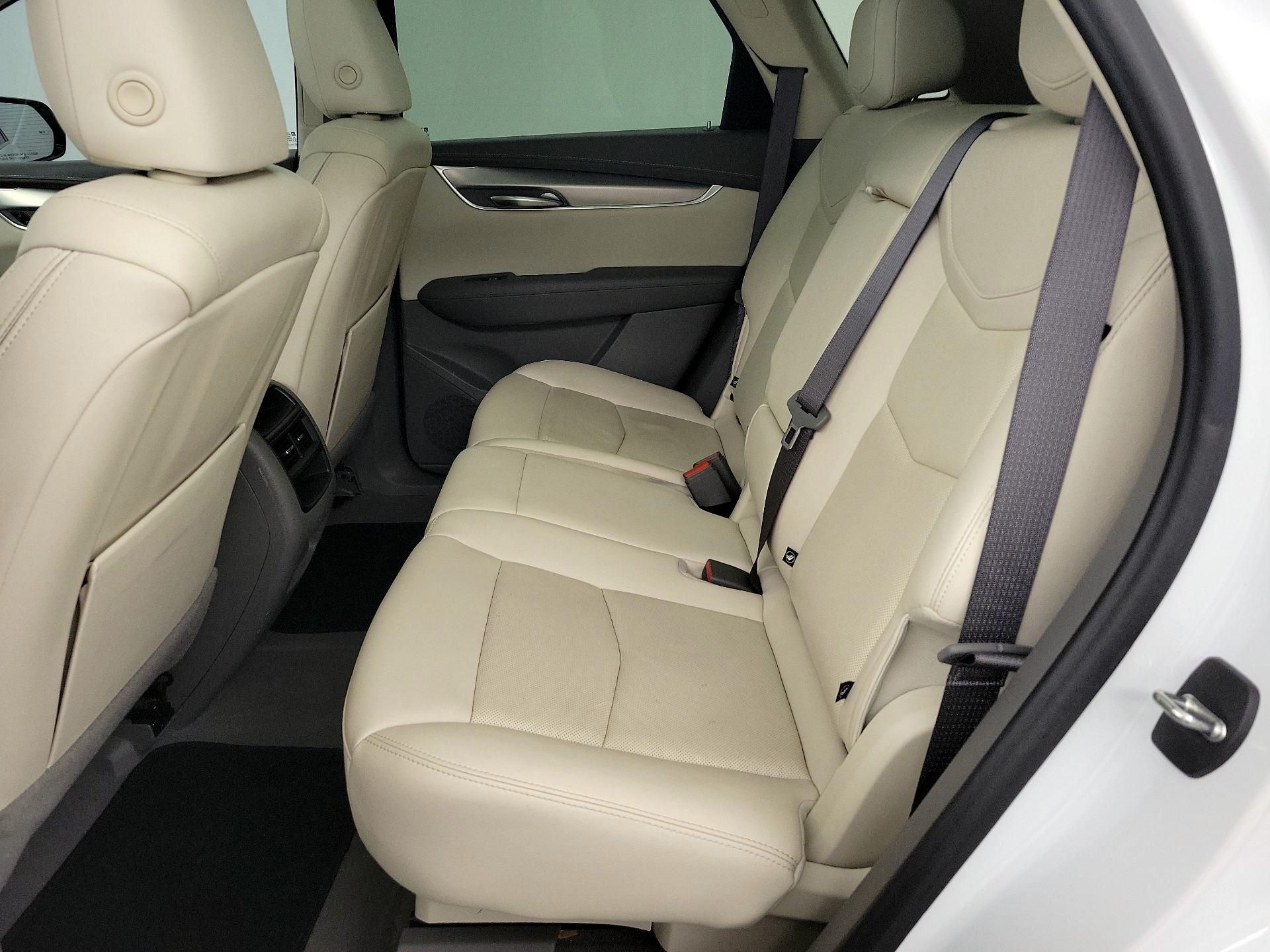 Thumbnail: 2022 Cadillac XT5 - 20