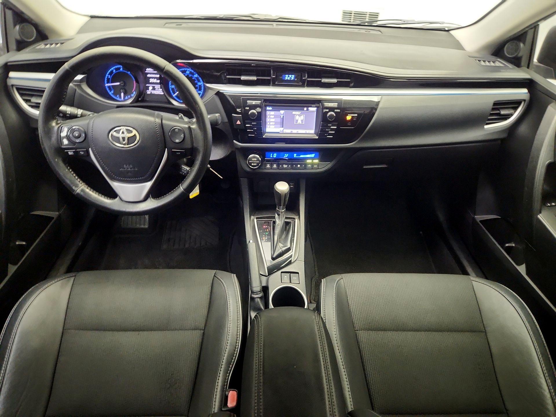 Thumbnail: 2015 Toyota Corolla - 9