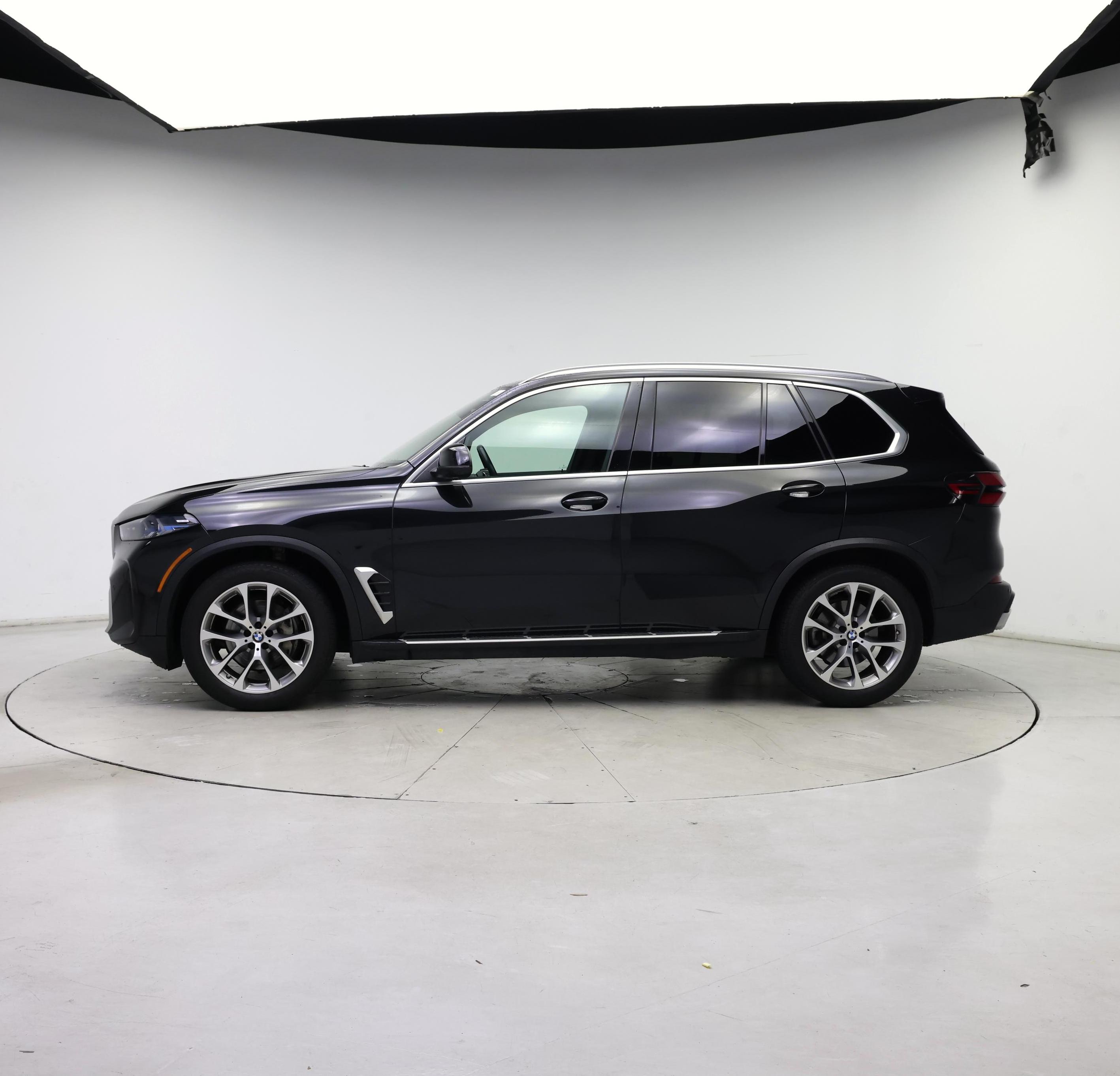 Thumbnail: 2024 BMW X5 - 3
