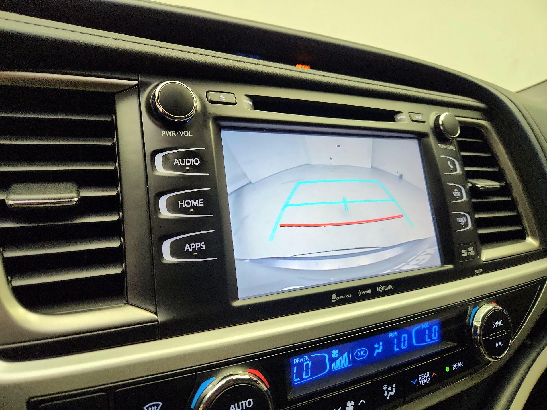 Thumbnail: 2017 Toyota Highlander - 14