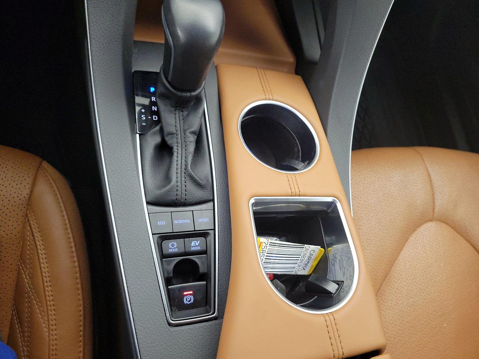 Thumbnail: 2022 Toyota Avalon - 18